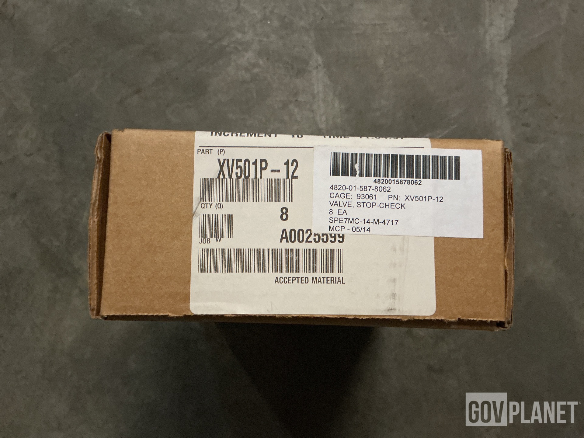 (8) Parker Fluid System Connectors XV501P-12 Stop-Check Valves
