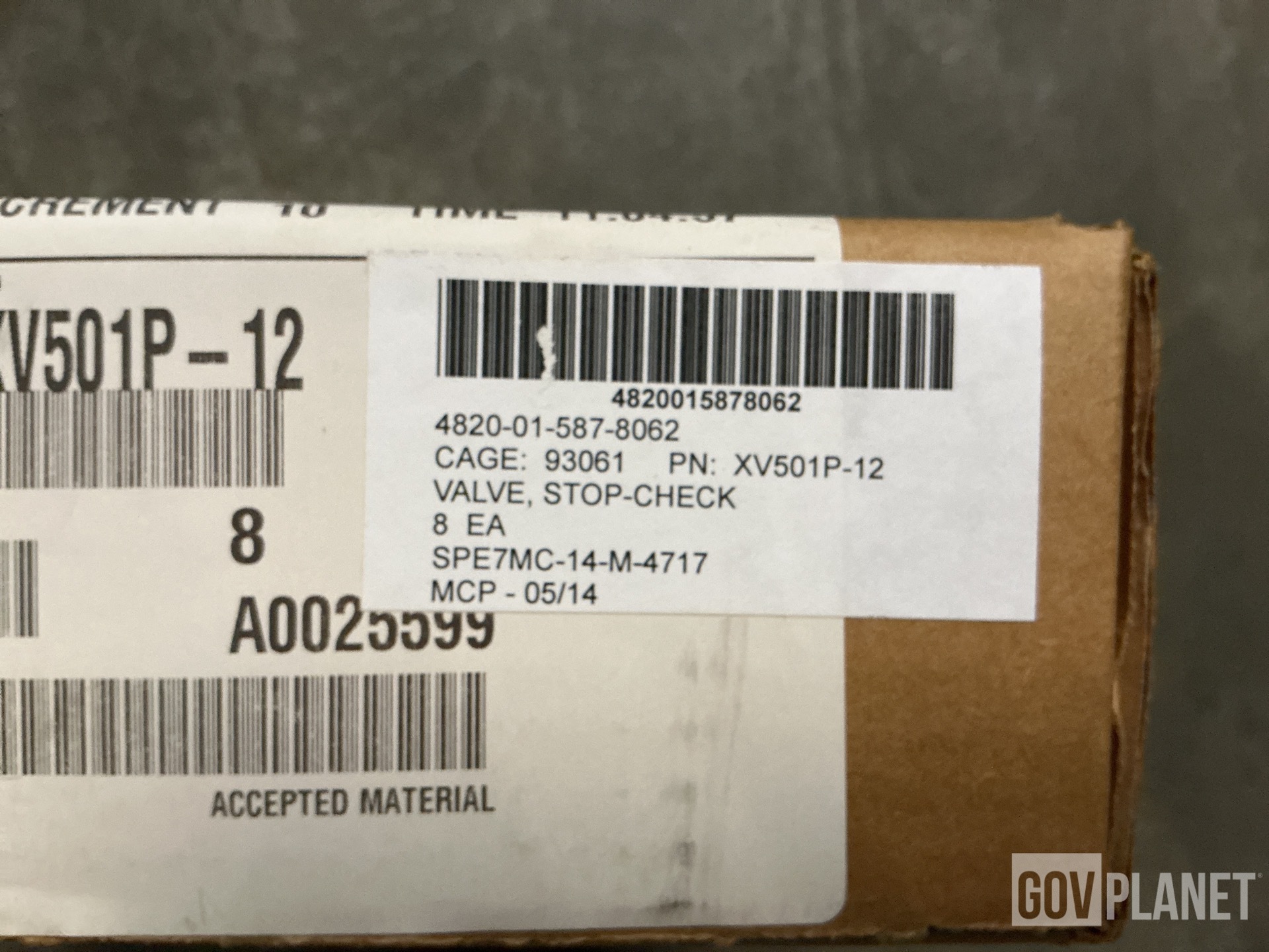 (8) Parker Fluid System Connectors XV501P-12 Stop-Check Valves