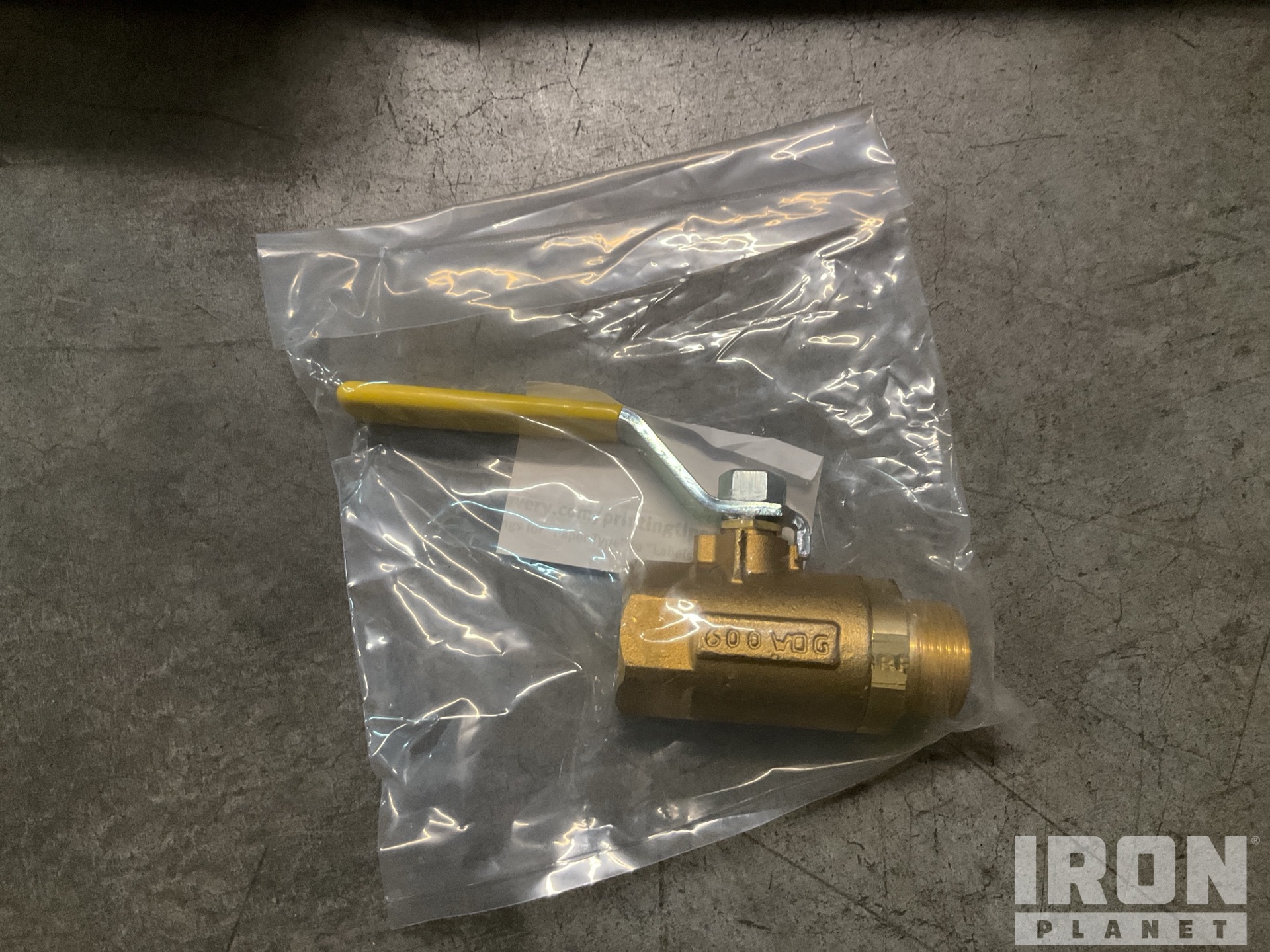 (8) Parker Fluid System Connectors XV501P-12 Stop-Check Valves