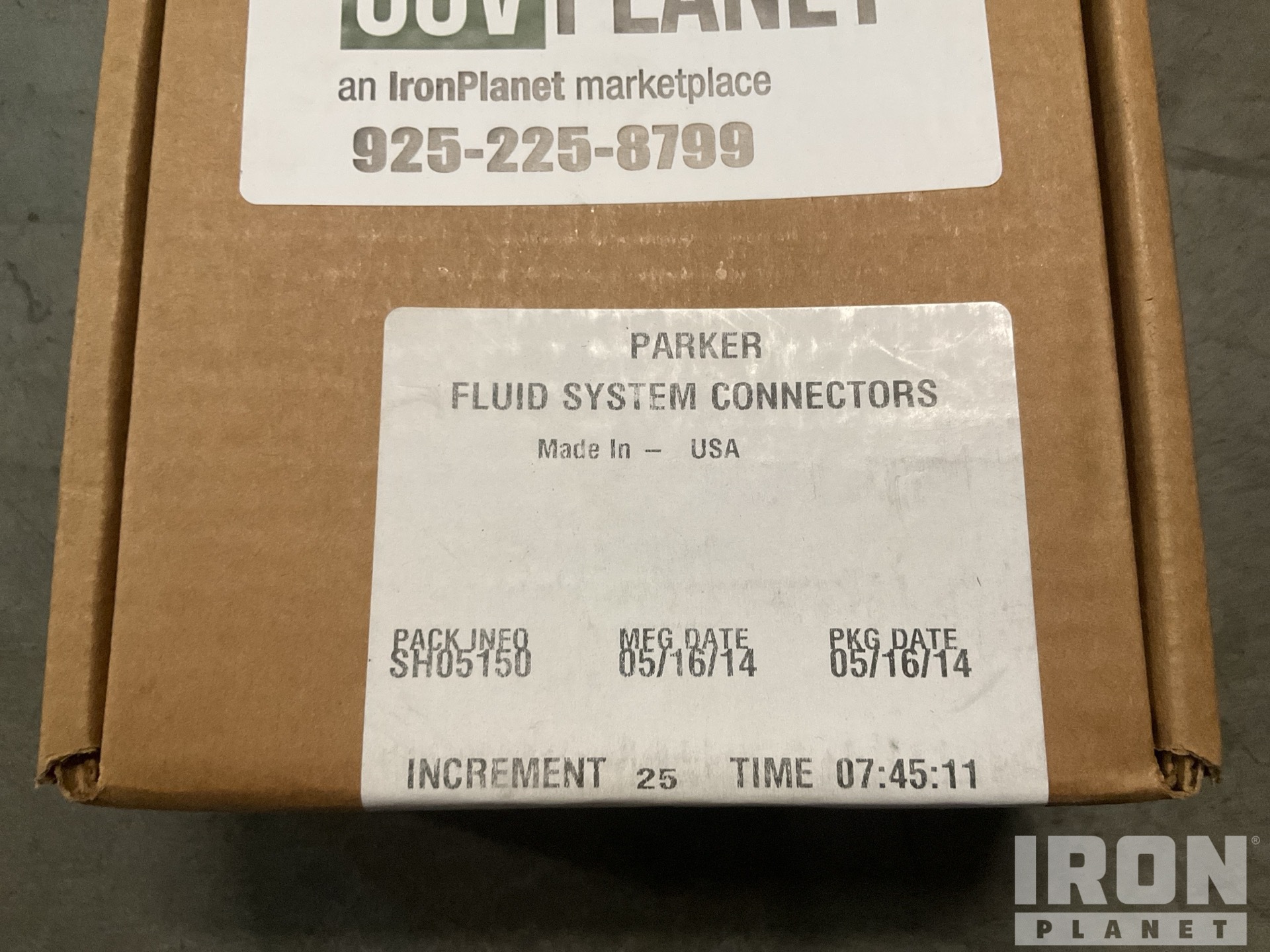 (8) Parker Fluid System Connectors XV501P-12 Stop-Check Valves