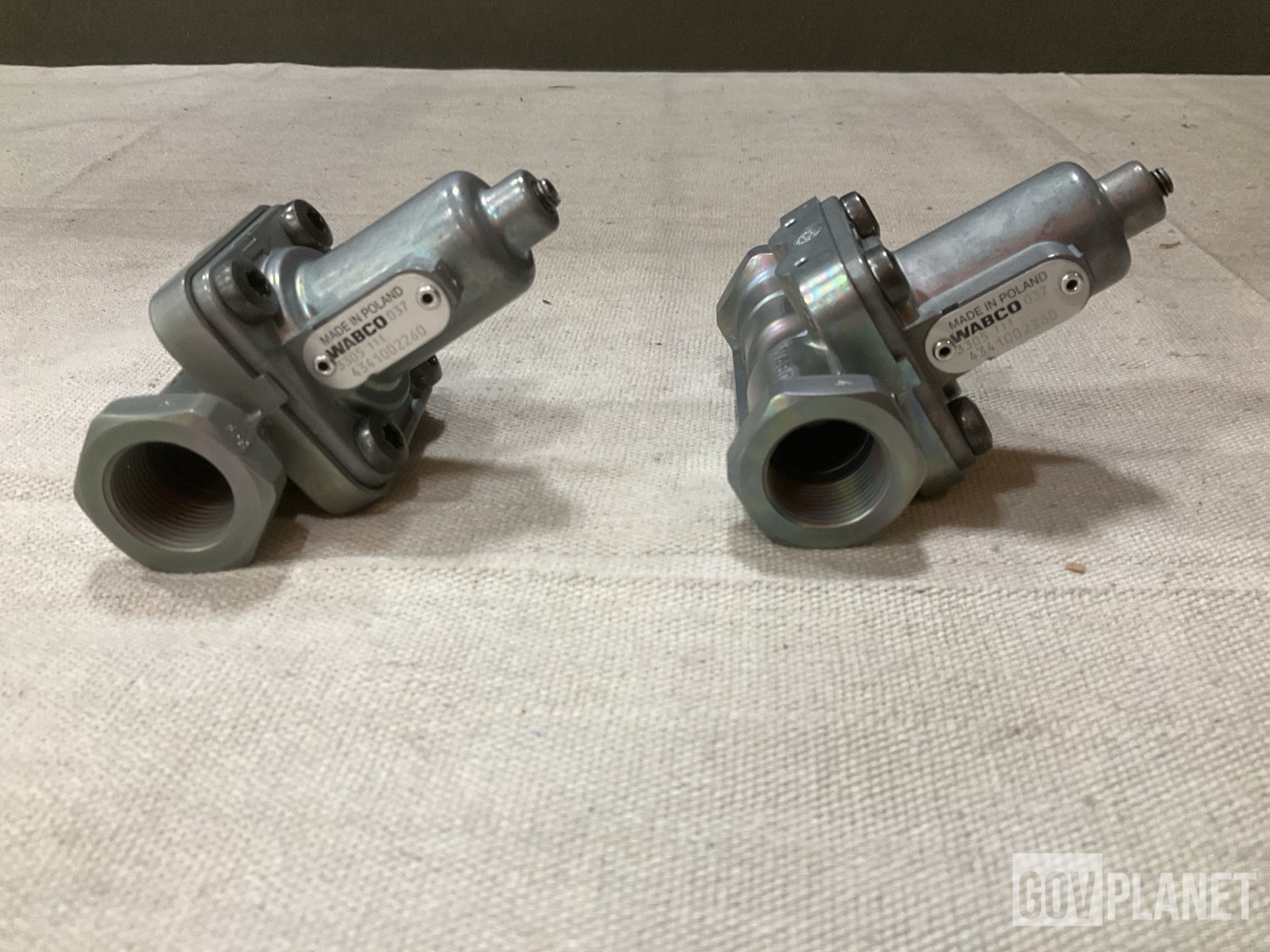 (12) Bumpers, (19) Metallic Pipes, (6) Valves & Assorted Items