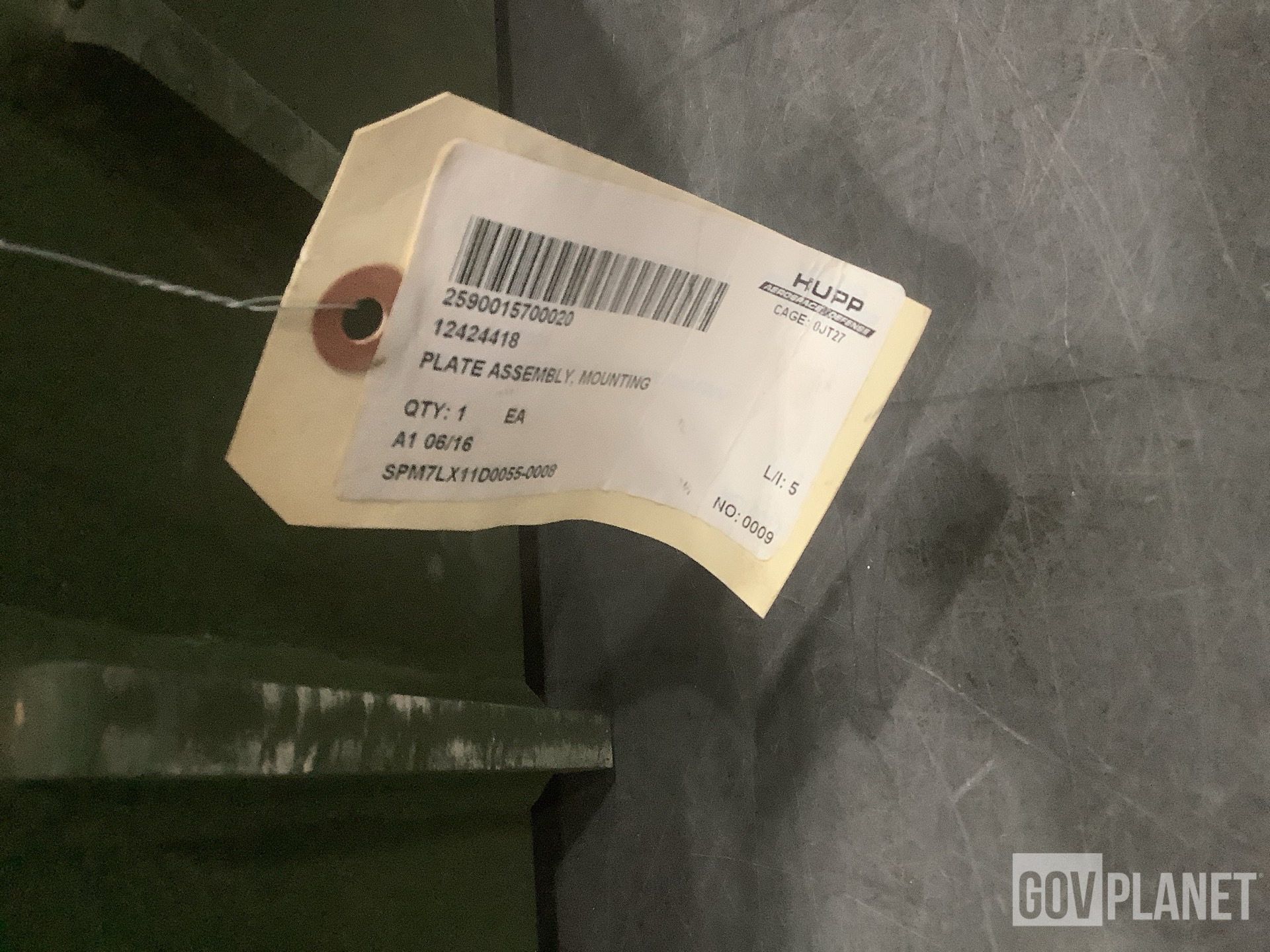 (1) Wheel, (2) Mounting Plates, (1) Modulator & Assorted Items