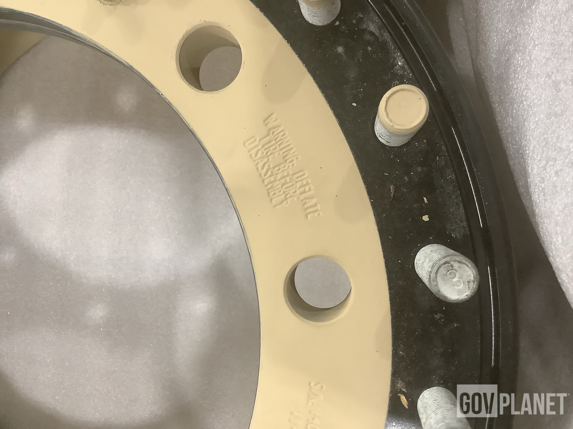 (1) Wheel, (2) Mounting Plates, (1) Modulator & Assorted Items