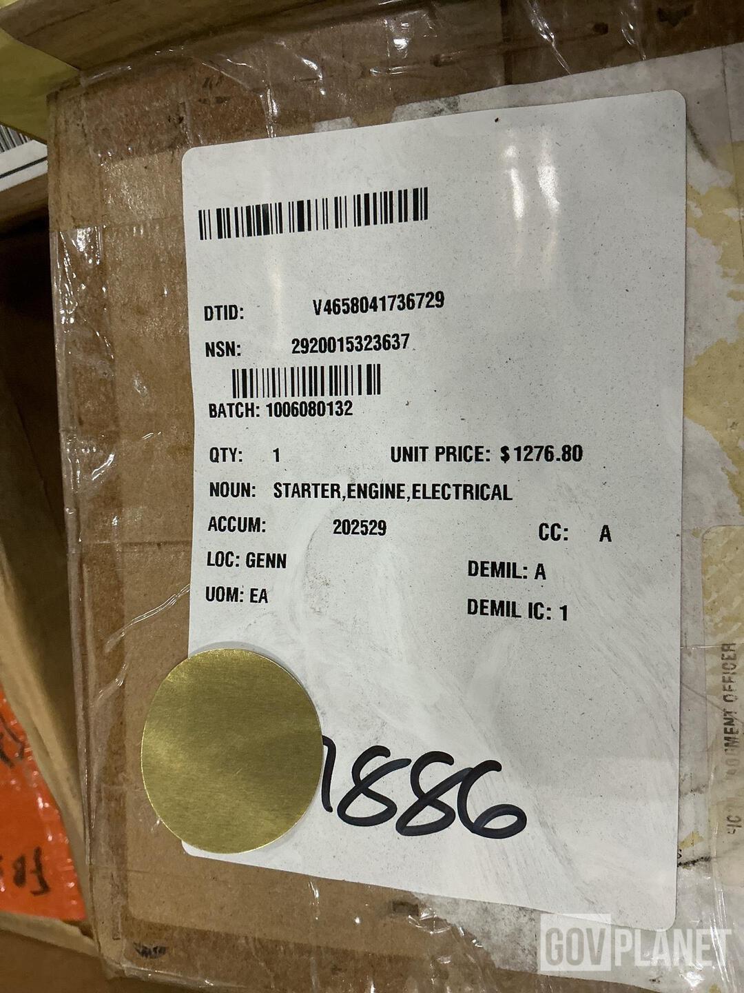 (15) Reflectors, (2) Distributors, (1) Coupling Hub & Assorted Items