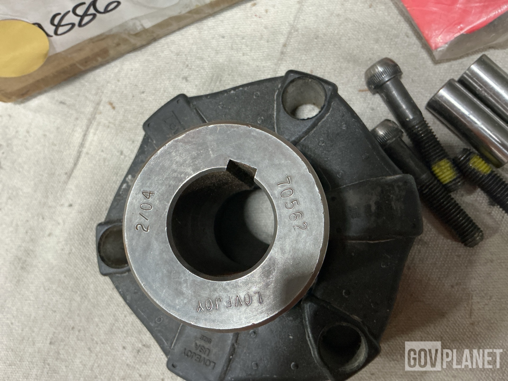 (15) Reflectors, (2) Distributors, (1) Coupling Hub & Assorted Items