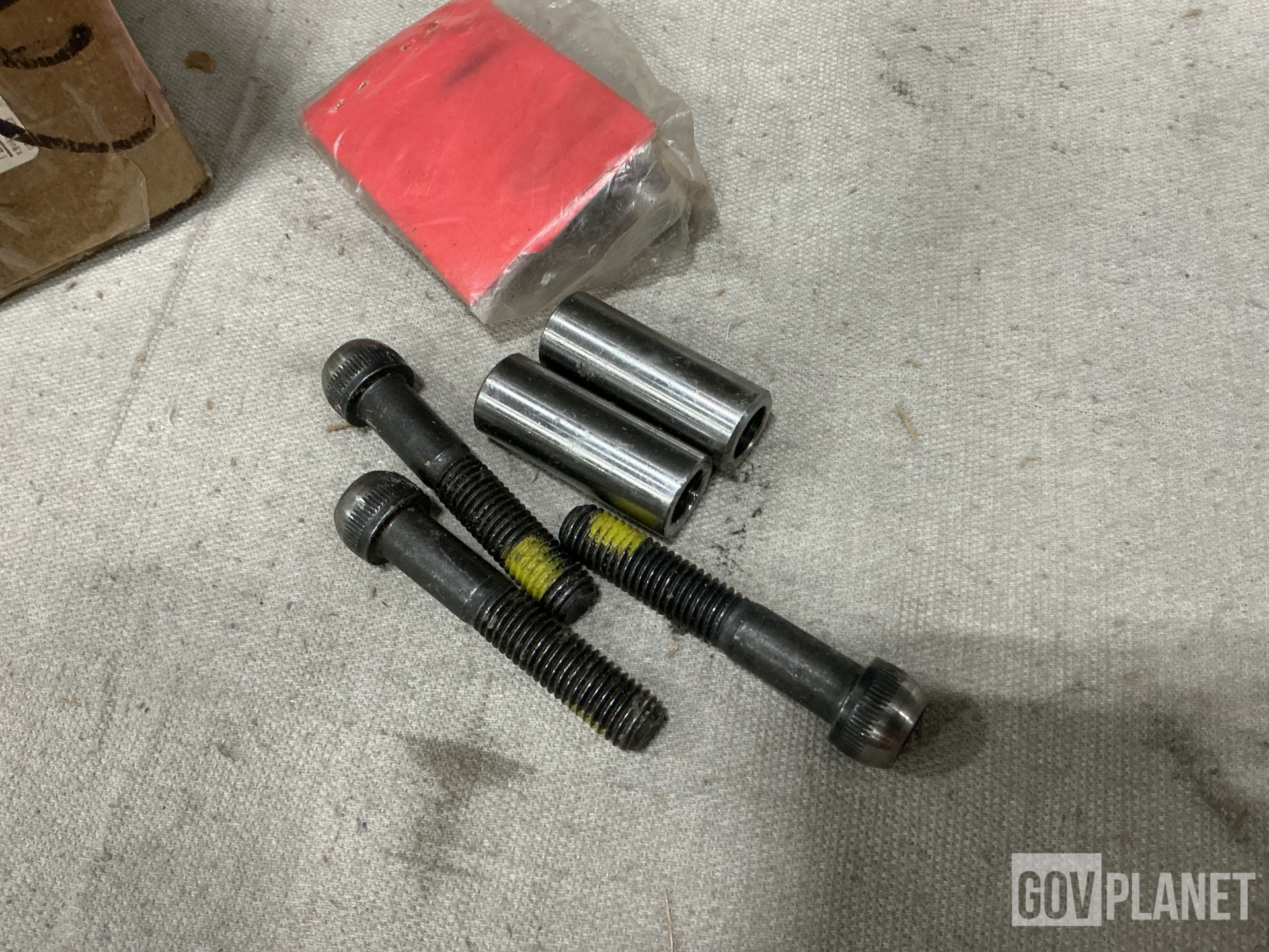 (15) Reflectors, (2) Distributors, (1) Coupling Hub & Assorted Items