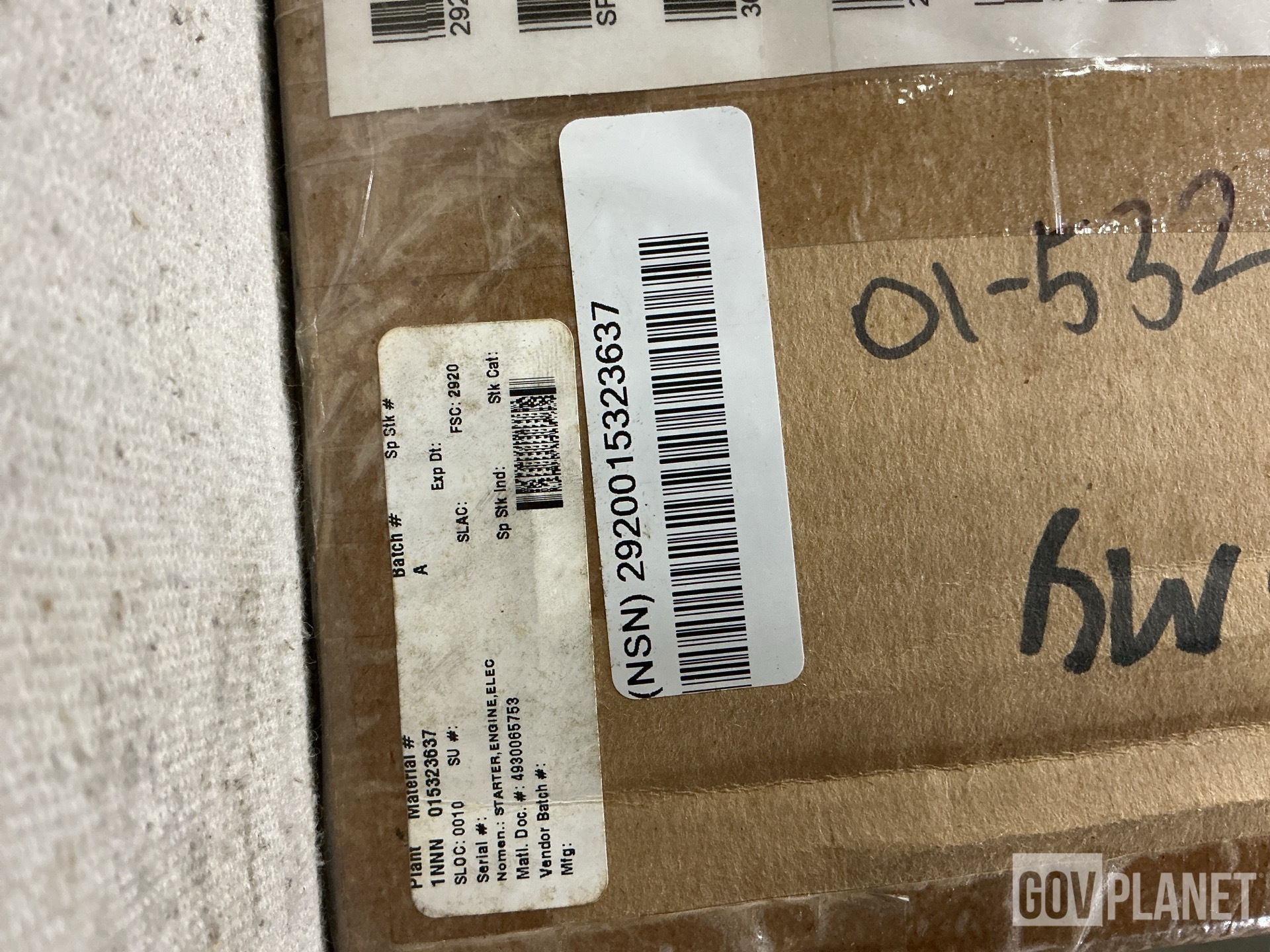 (15) Reflectors, (2) Distributors, (1) Coupling Hub & Assorted Items