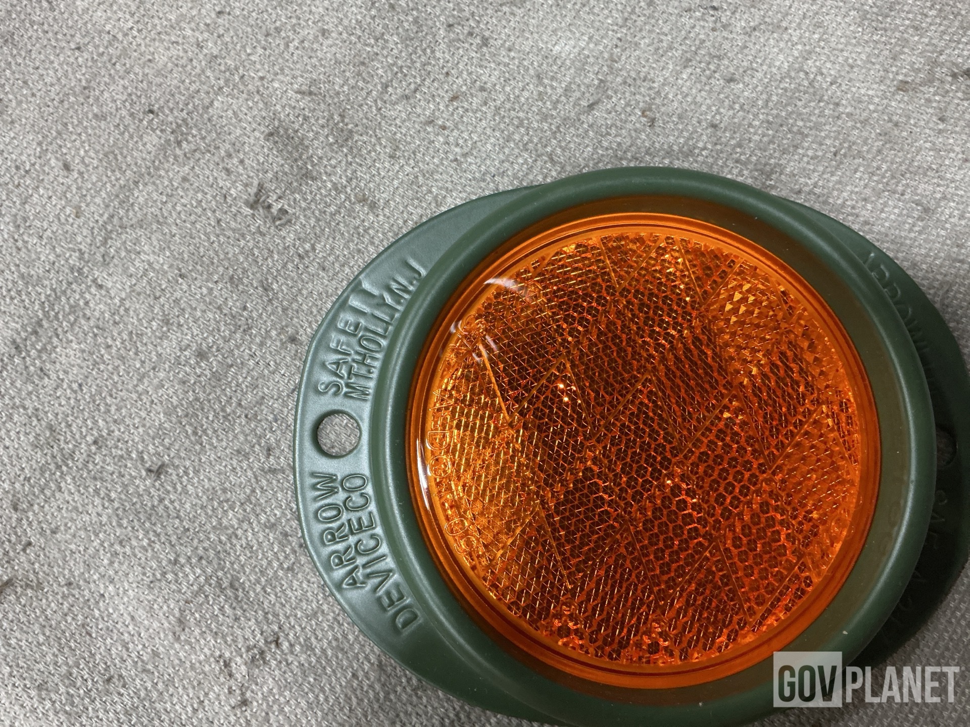 (15) Reflectors, (2) Distributors, (1) Coupling Hub & Assorted Items