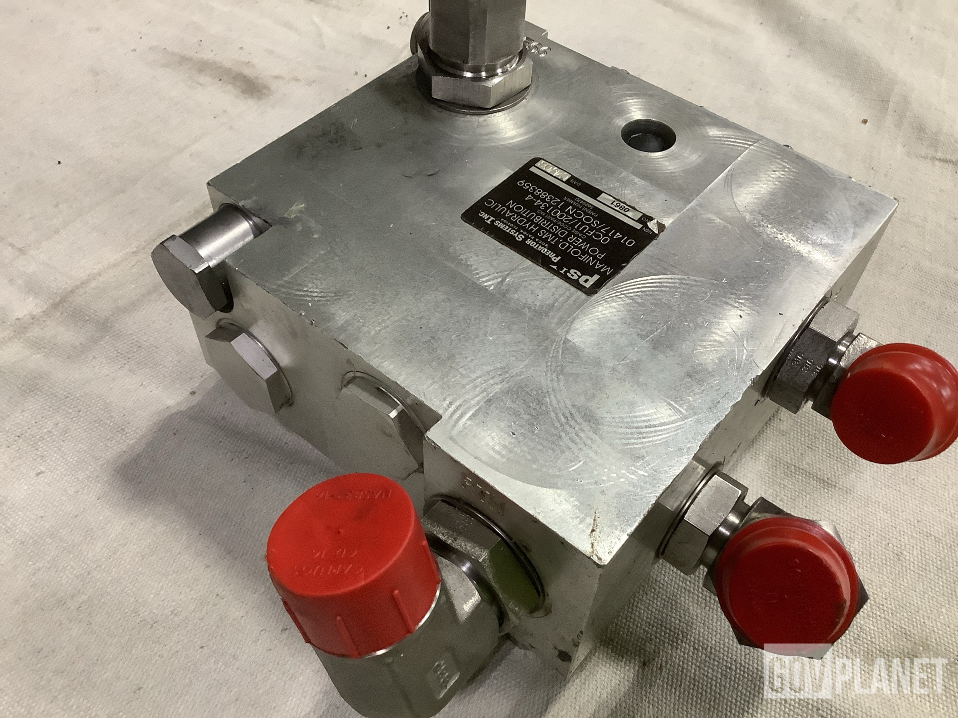 (37) Predator Systems 200134-4 Hydraulic Power Distribution Manifolds