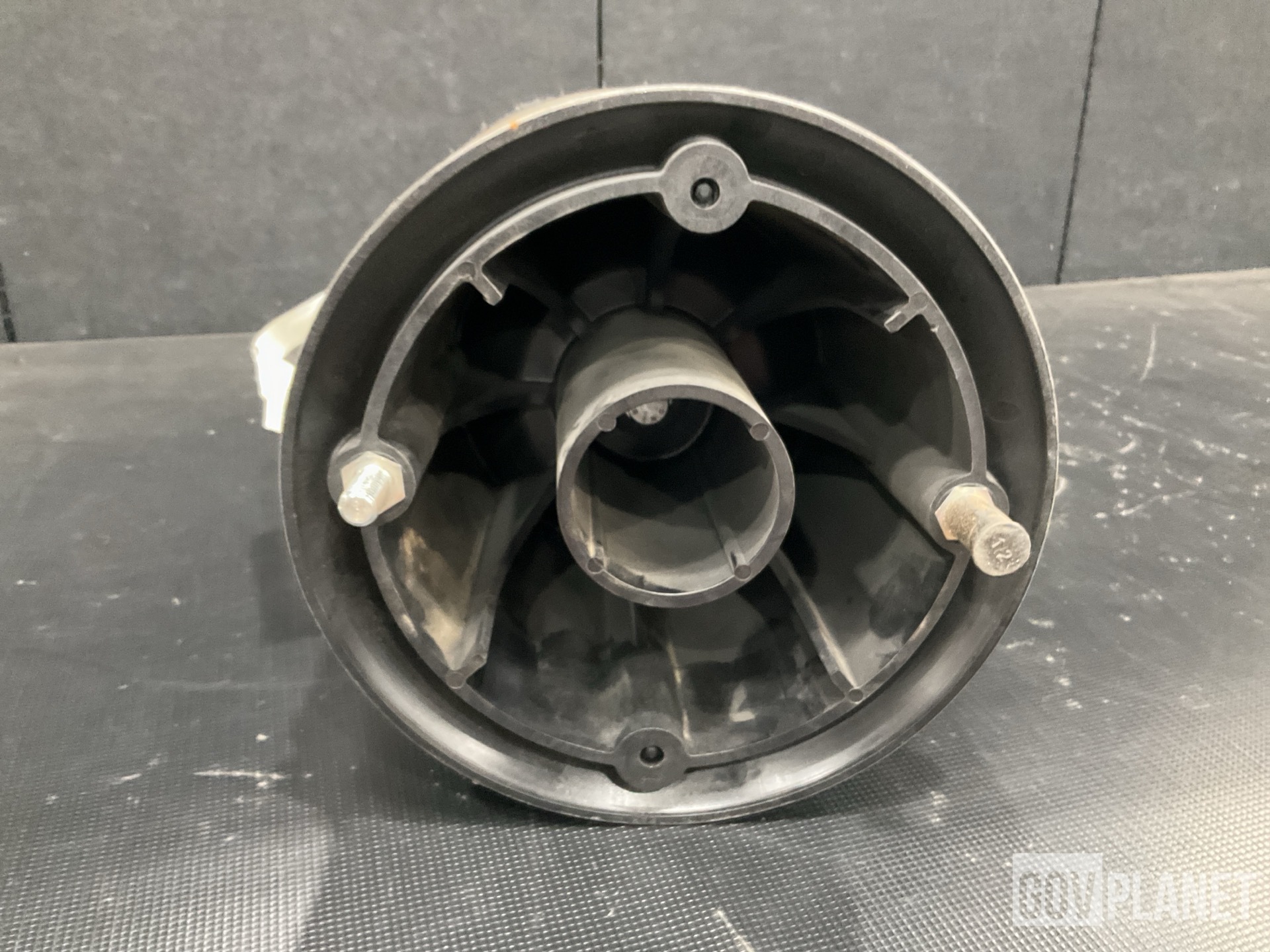 (8) Safety Belts, (1) Wheel Hub, (2) Air Springs & Assorted Items
