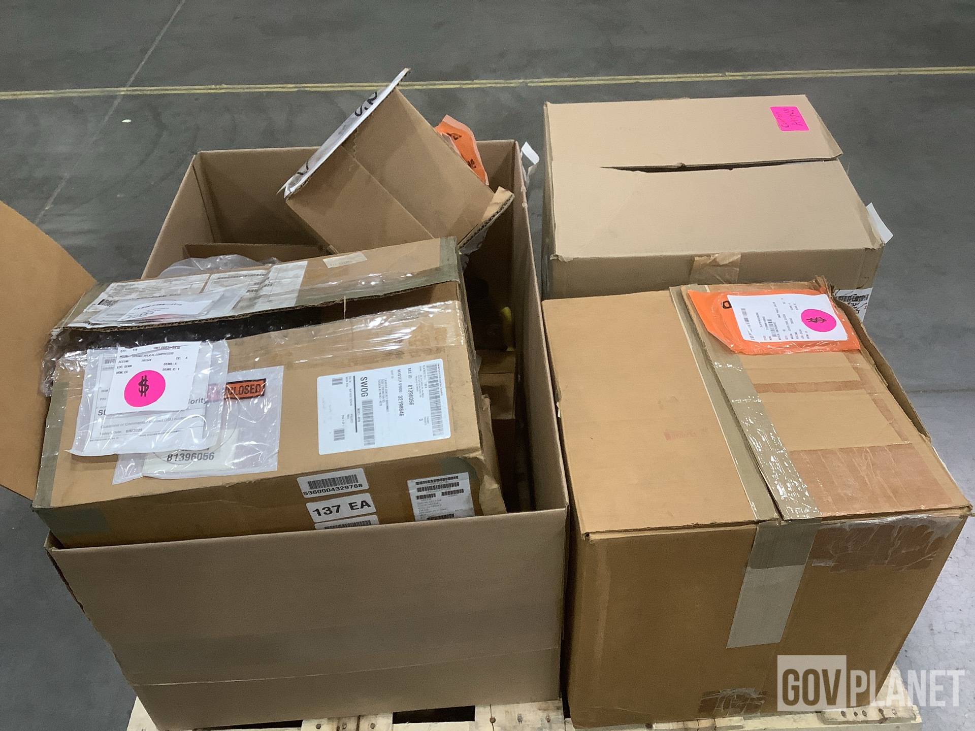 (42) Catch Lever Tools, (23) Wiring Harnesses, (119) Springs & Assorted Items