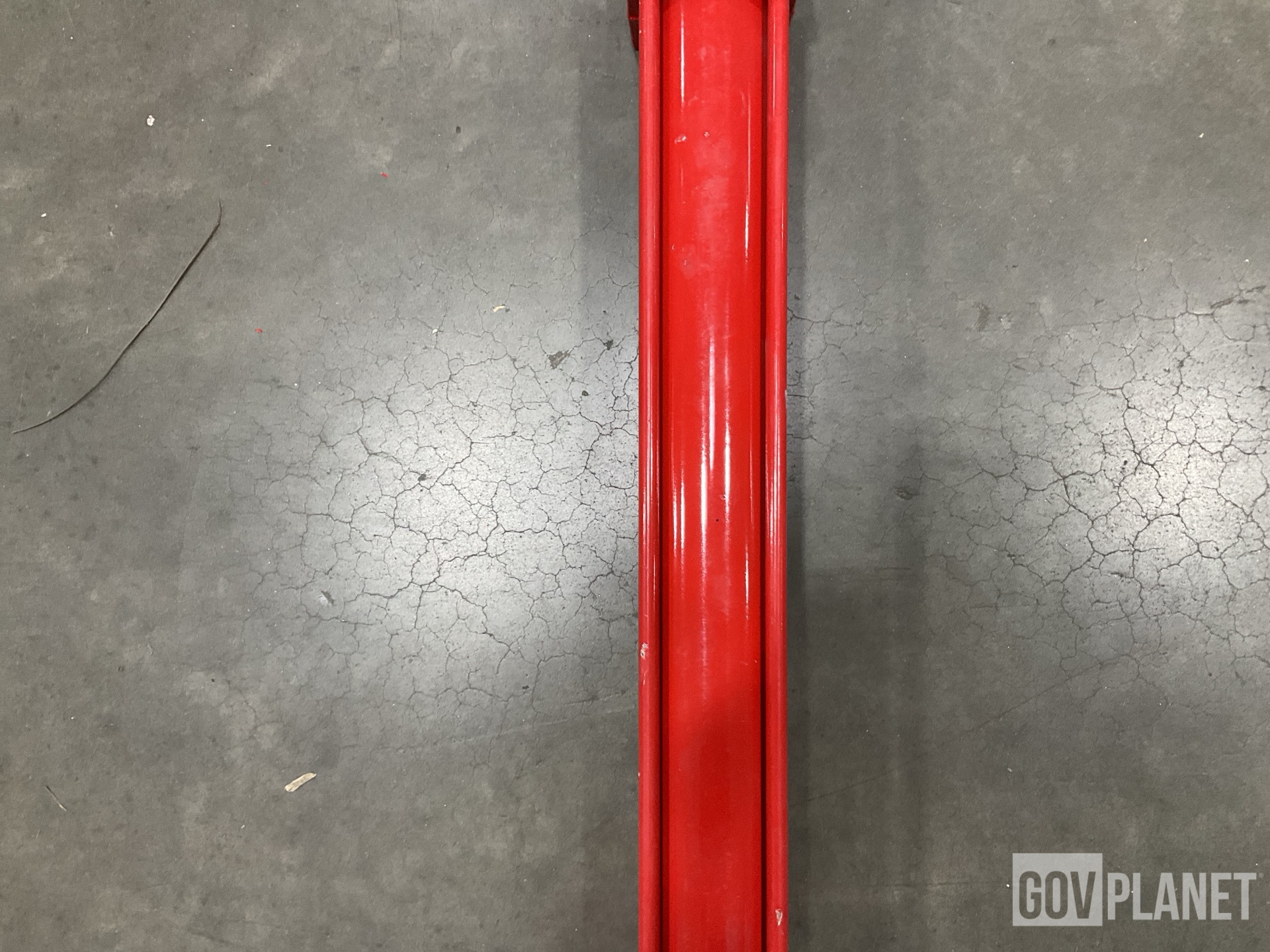 (11) Mounting Brackets, (2) Hydraulic Cylinders, (5) Pulleys & Assorted Items