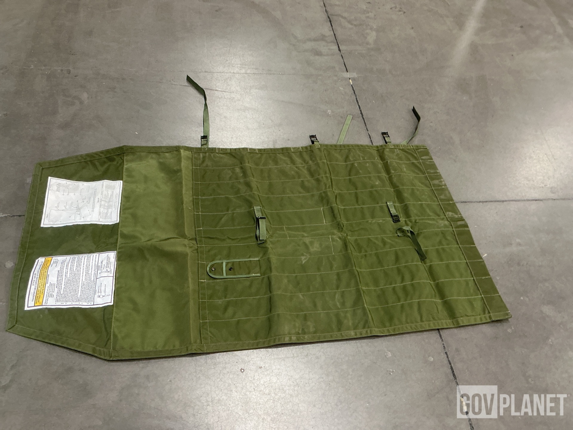 (4) Canvas Bags, (60) Heat Protective Mittens & Assorted Items
