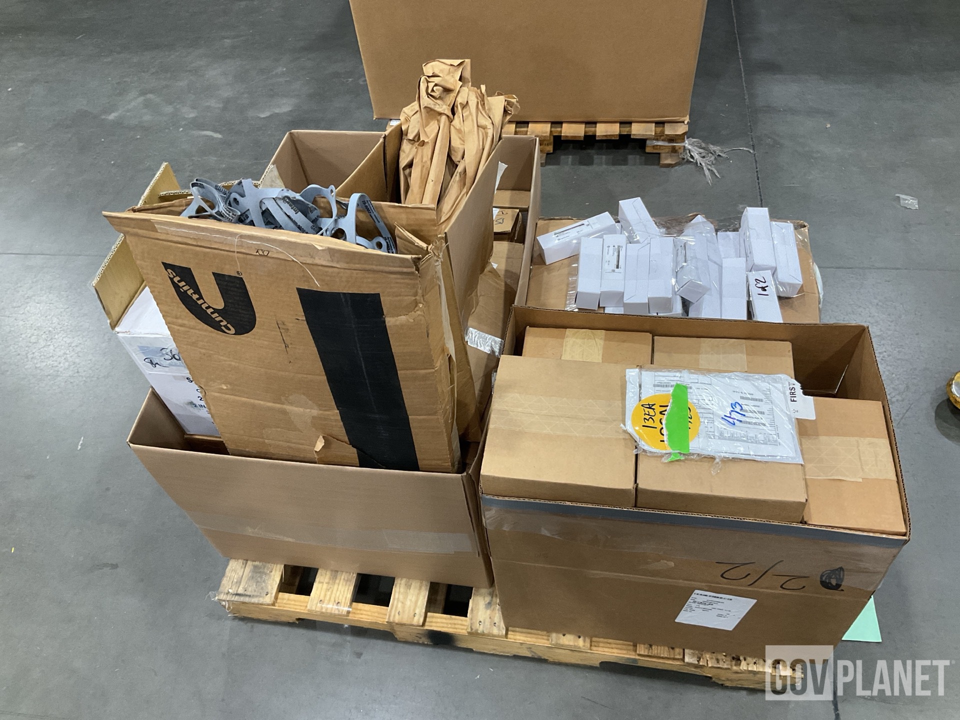 (3) Headlights, (1) Gasket Set, (17) Brackets & Assorted Items