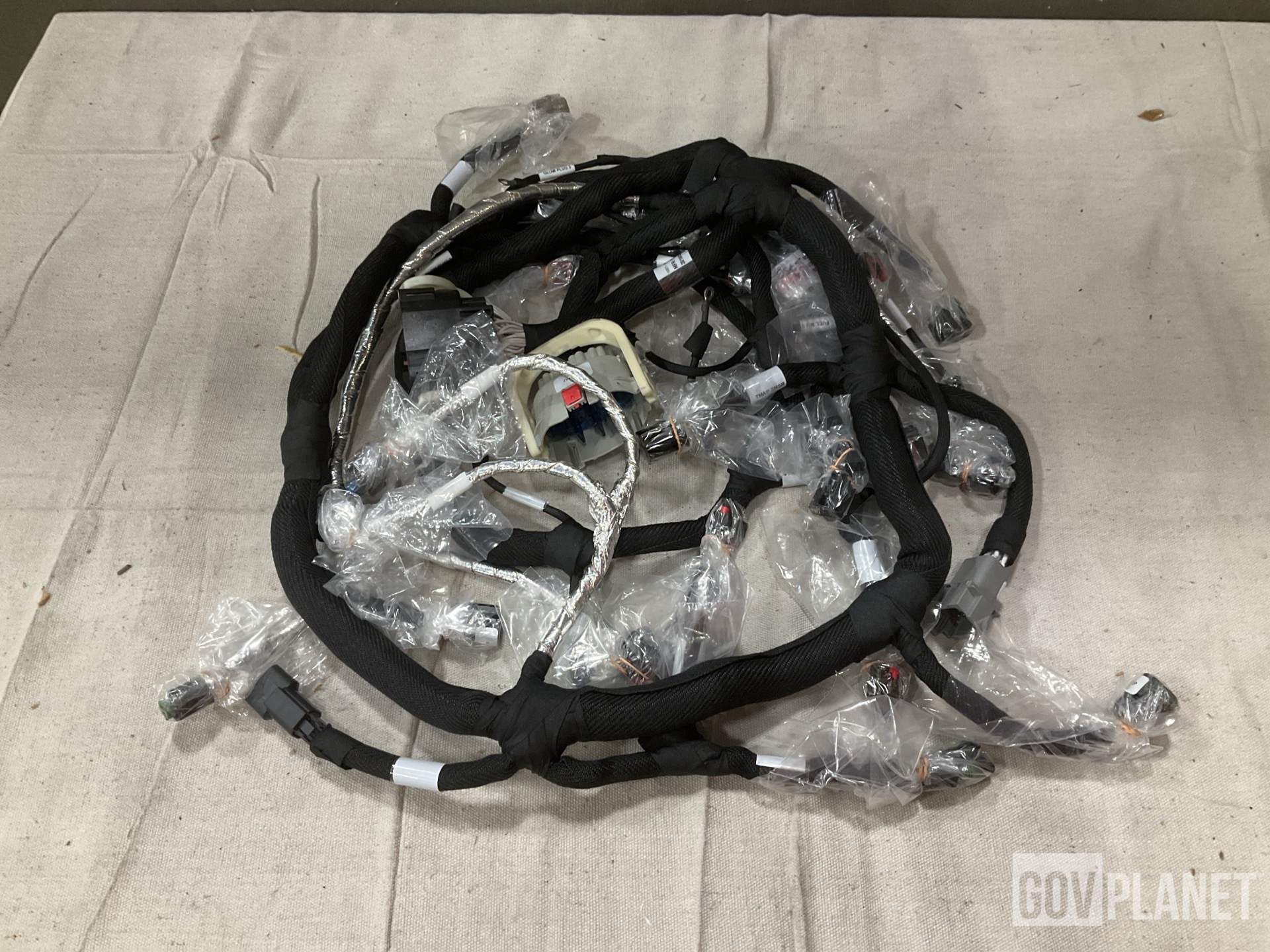 Oshkosh Defense 12610976 Engine Wire Harness