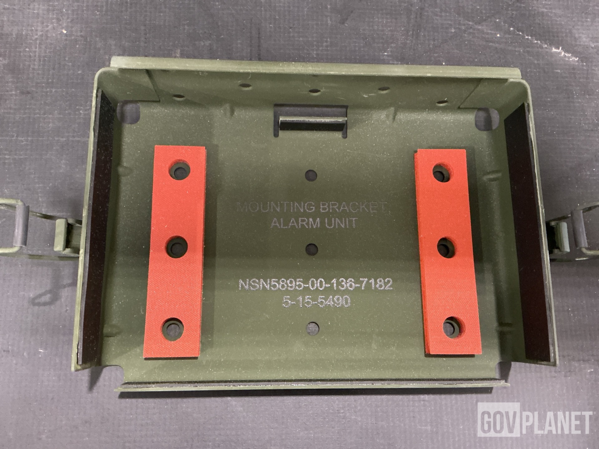 (8) Edgewood Chemical Biological Center D5-15-5490 Chassis Bases