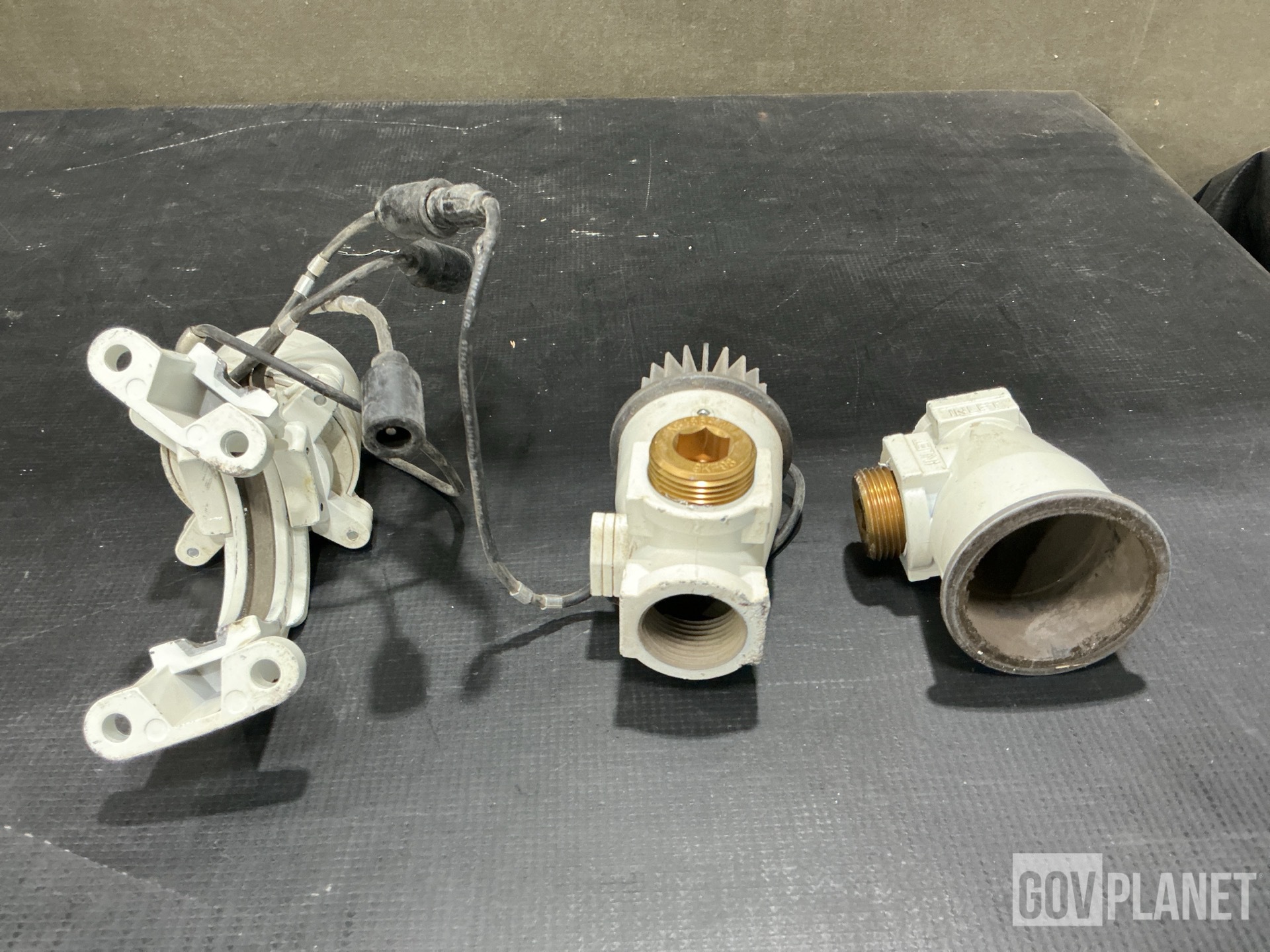 (1) Access Cover, (1) Air Filter Unit, (1) Drum Winch & Assorted Items