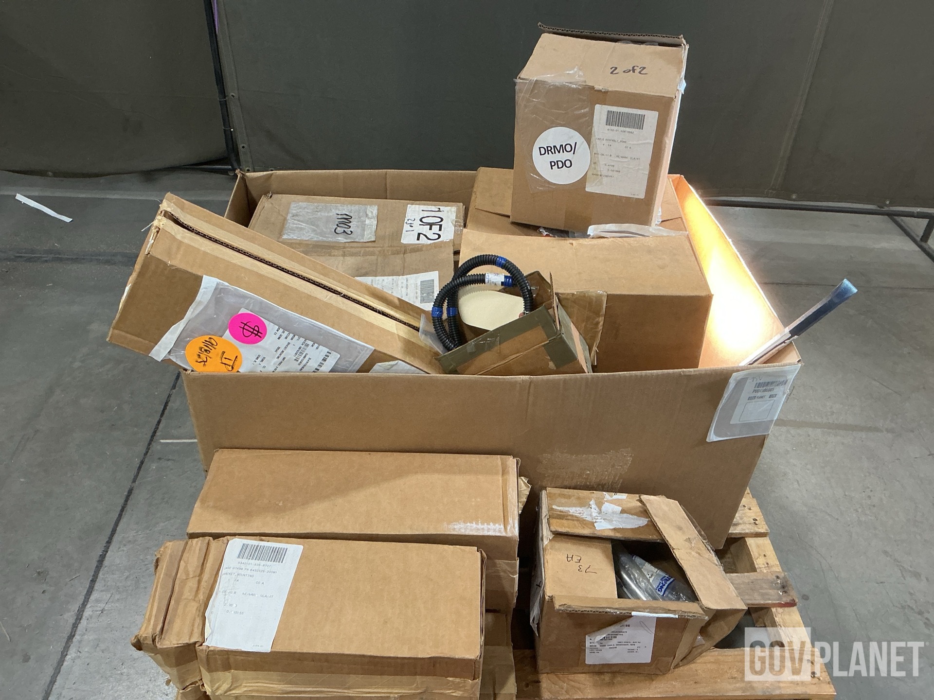 (14) Extensions, (5) Mounting Brackets, (25) Harnesses & Assorted Items