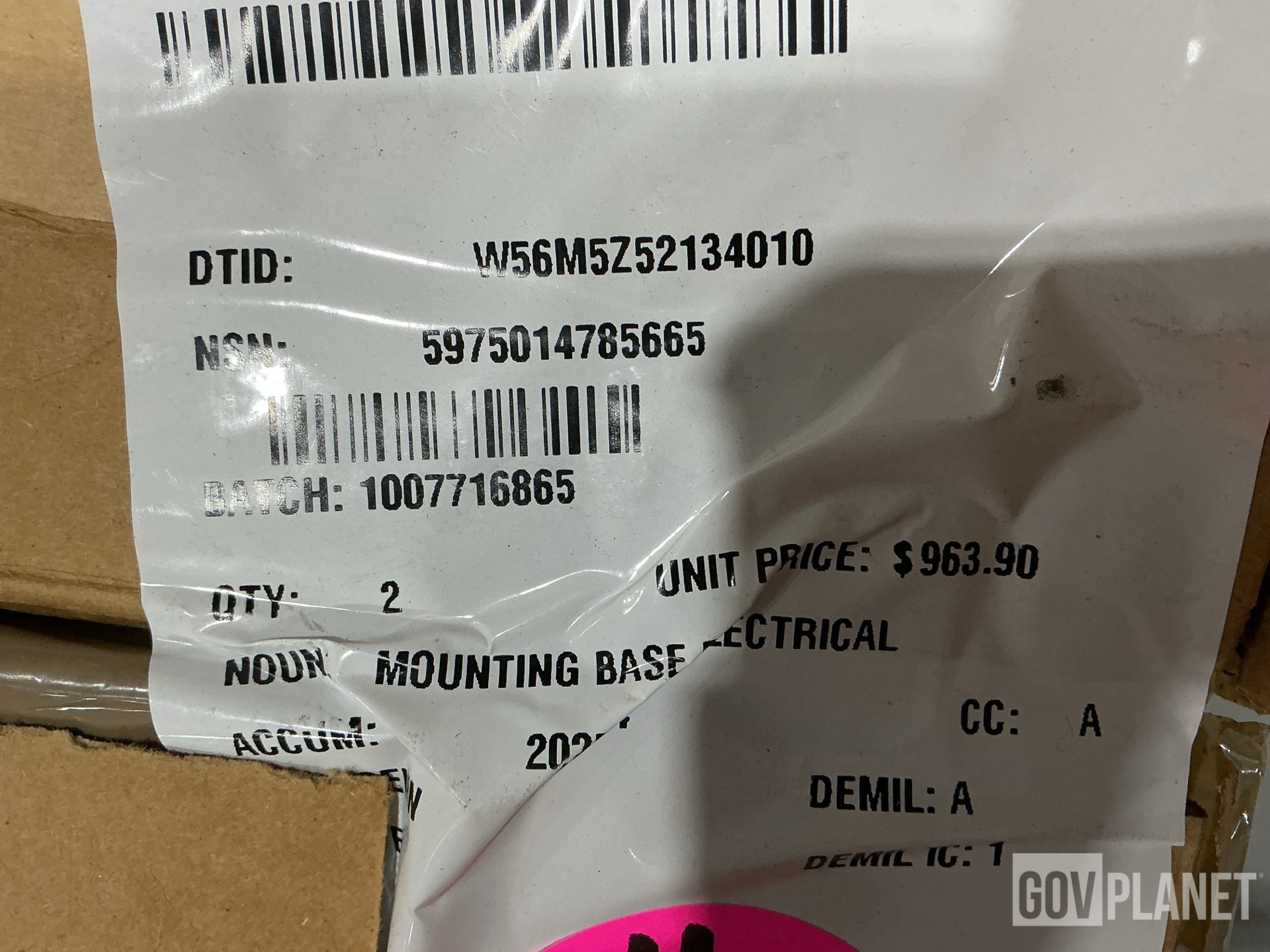 (2) Mounting Bases, (3,464) Springs, (7) Sleeve Spacers & Assorted Items