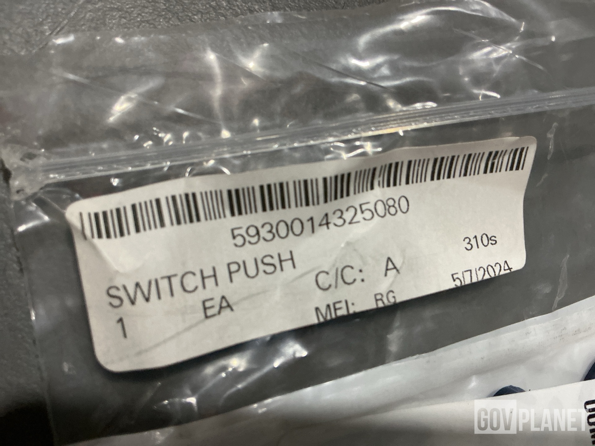 (3) Mast Bases, (1) Push Switch, (2) Circuit Breakers & Assorted Items