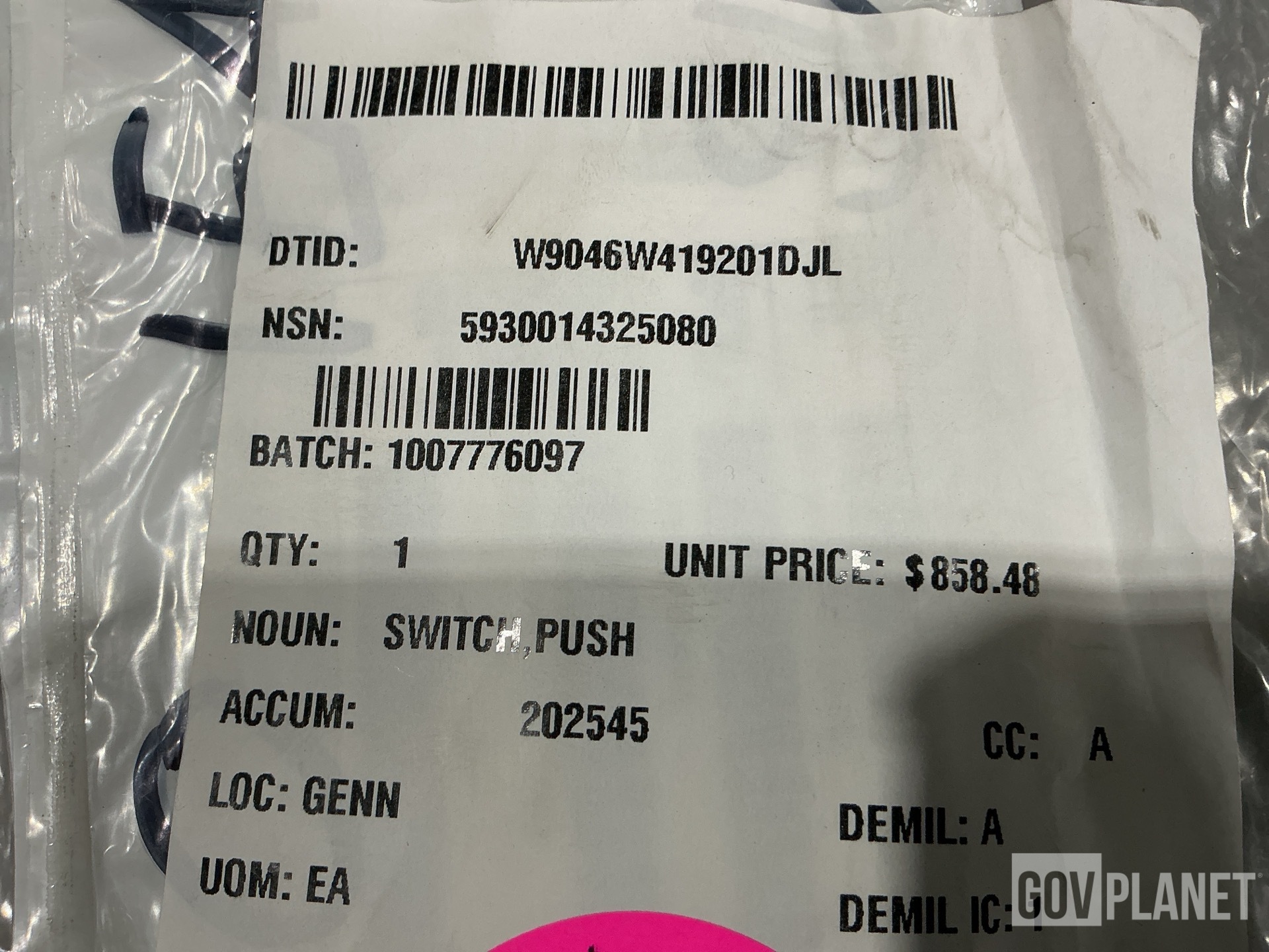 (3) Mast Bases, (1) Push Switch, (2) Circuit Breakers & Assorted Items