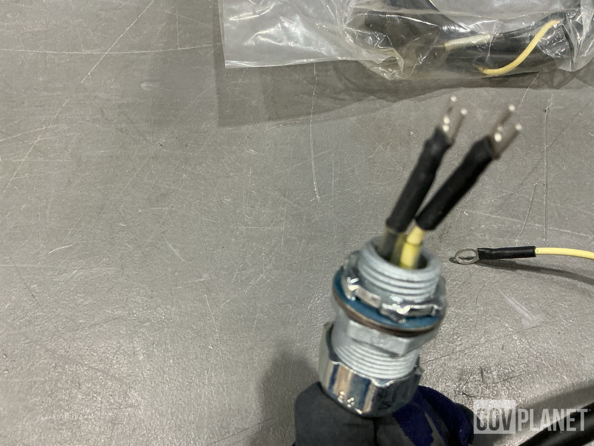 (65) Oshkosh 1875650 Branched Wiring Harnesses