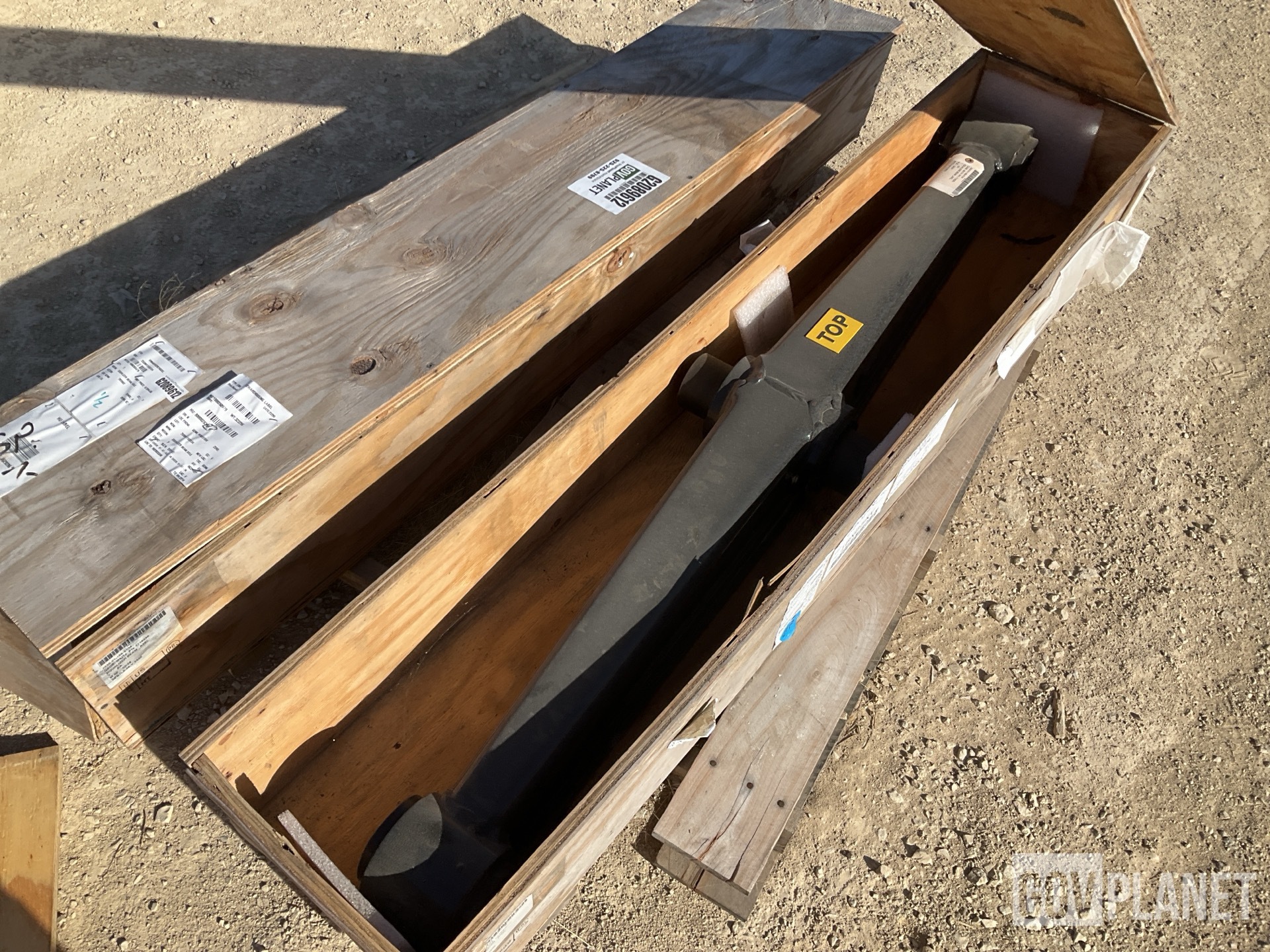 (2) Oshkosh 1716330 Axle Equalizer Beams