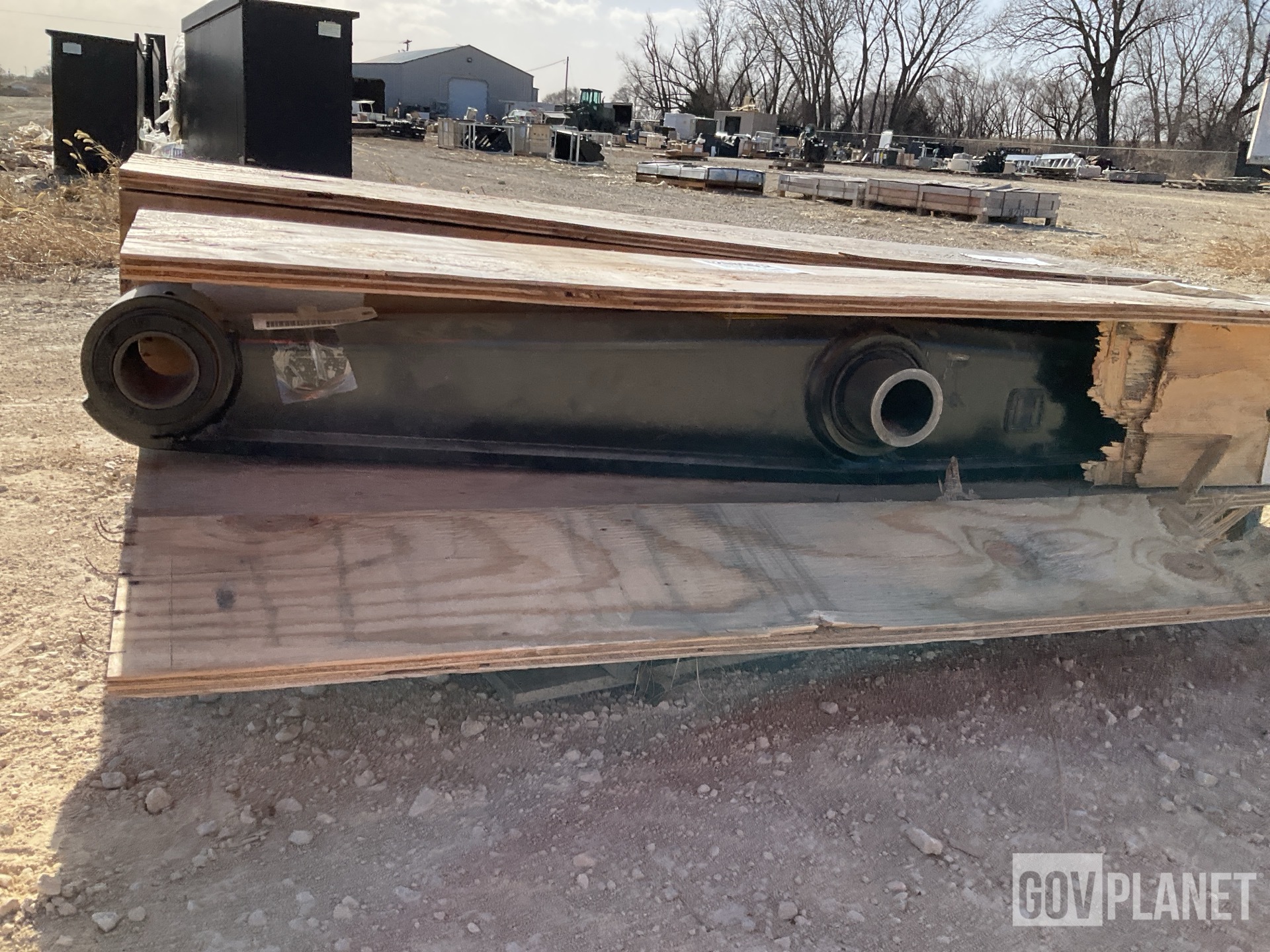 (2) Oshkosh 1716330 Axle Equalizer Beams