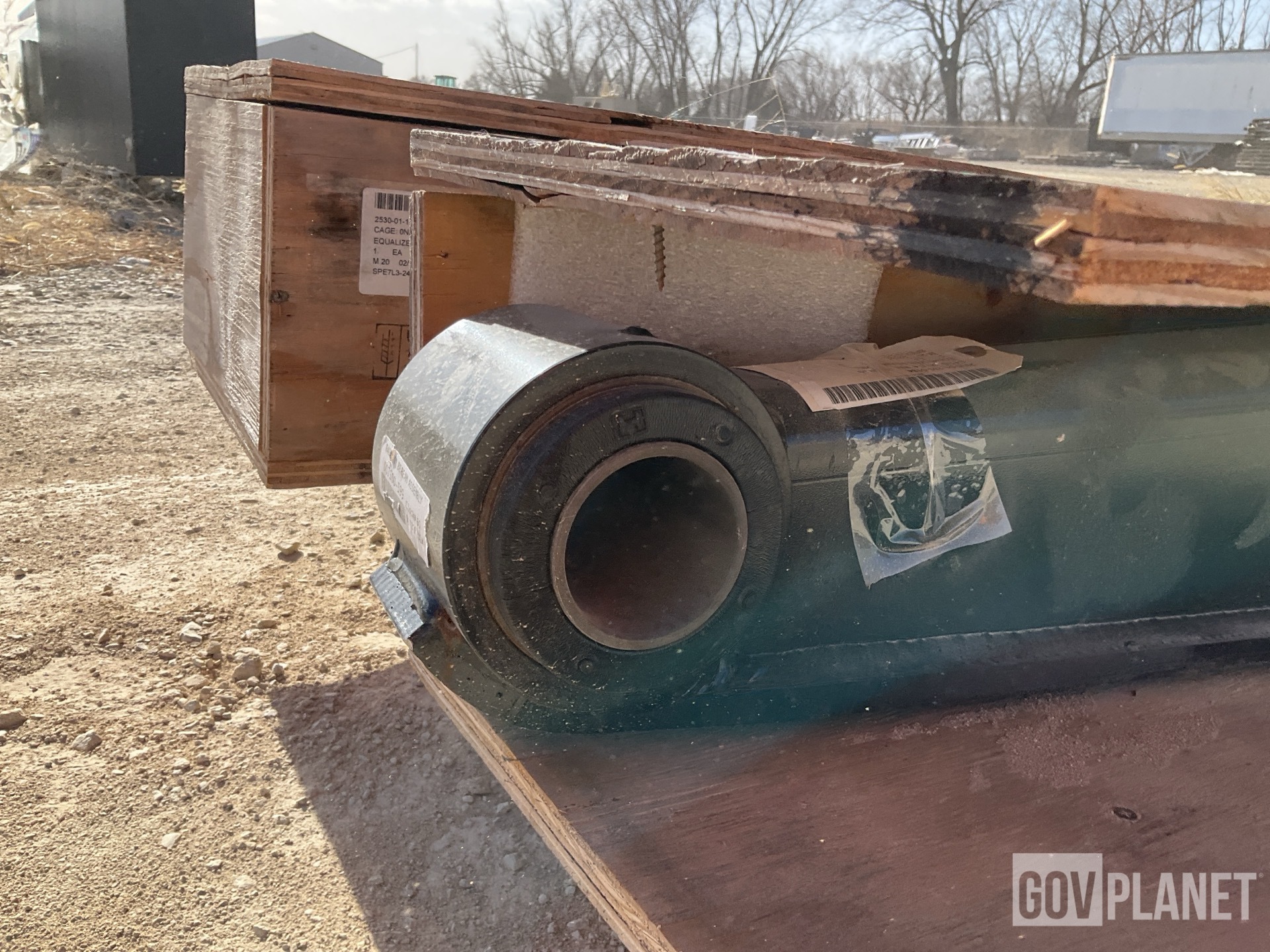(2) Oshkosh 1716330 Axle Equalizer Beams