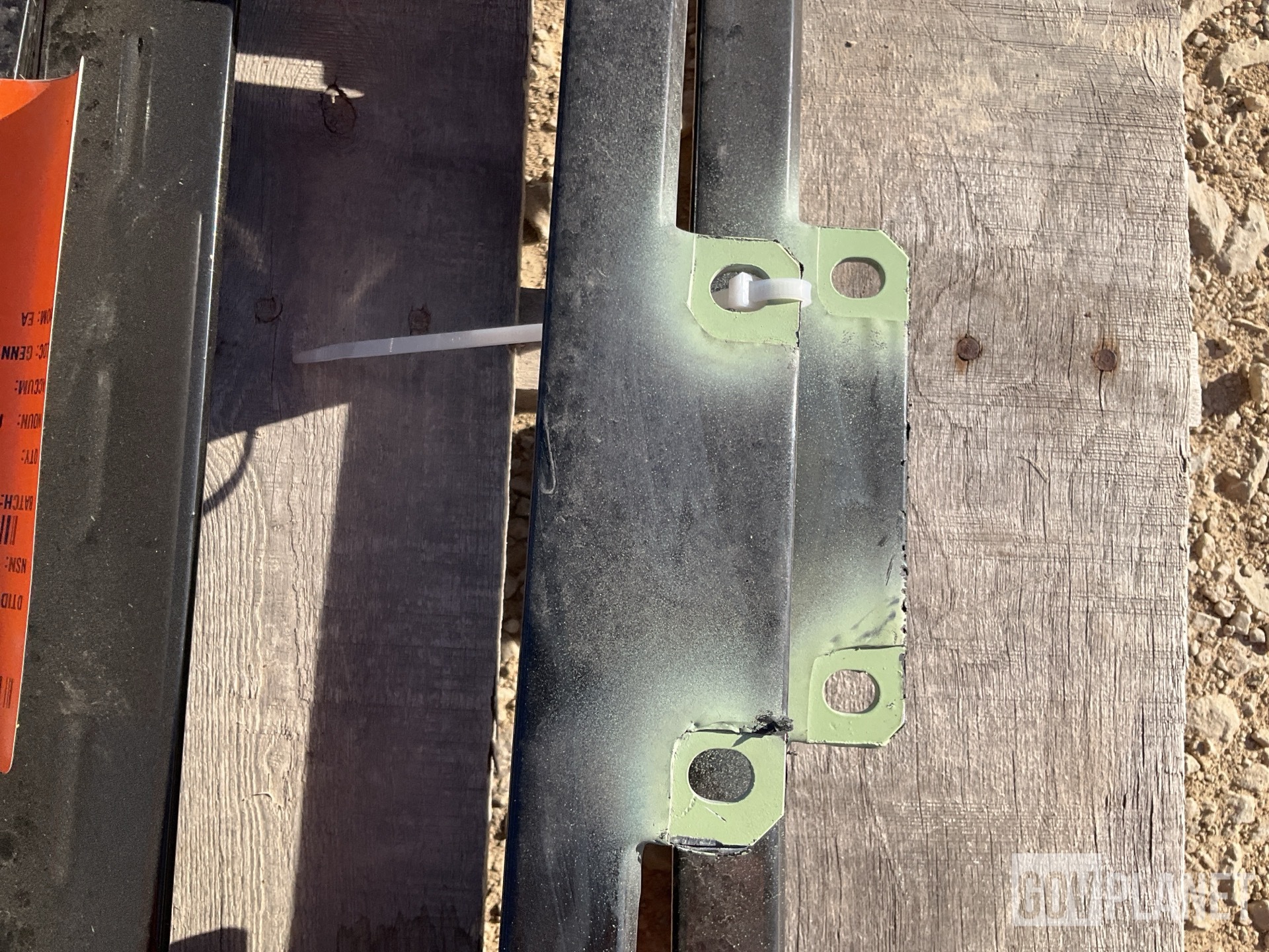 (2) 12521212 Battery Retainers