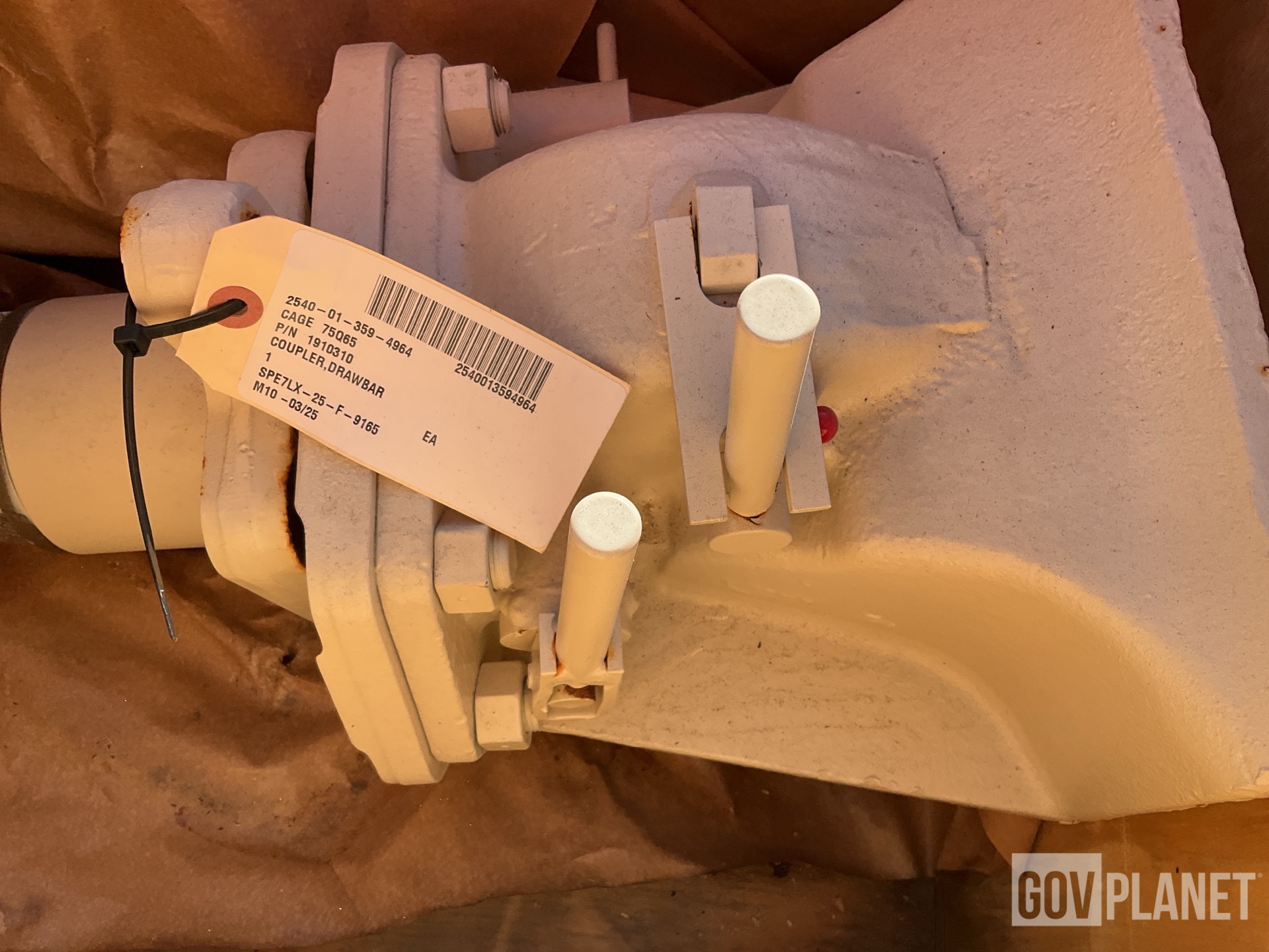 Oshkosh 1910310 Drawbar Coupler