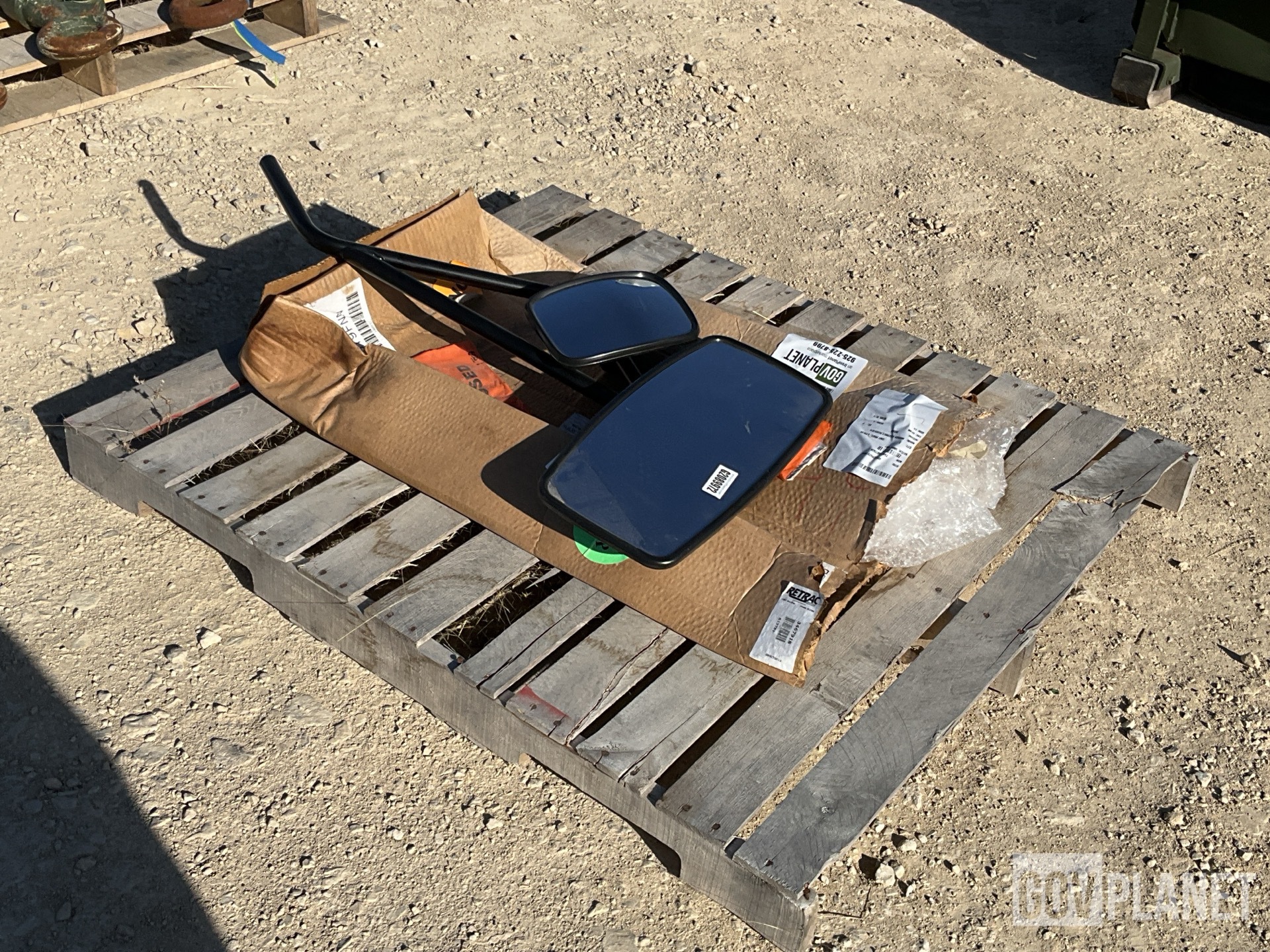 Oshkosh 3467918 Rearview Mirror Assembly