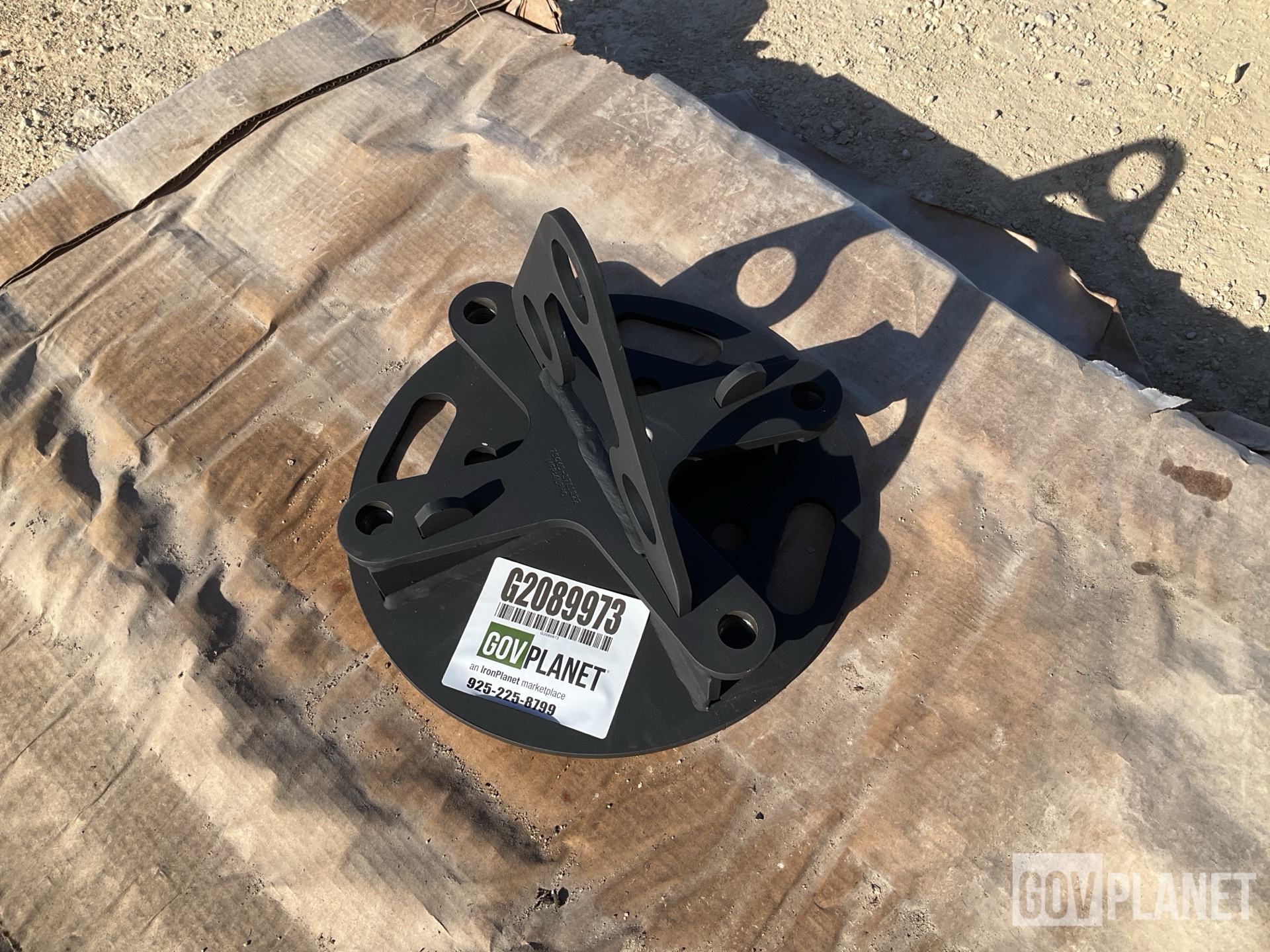 Oshkosh 3781322 Mounting Bracket