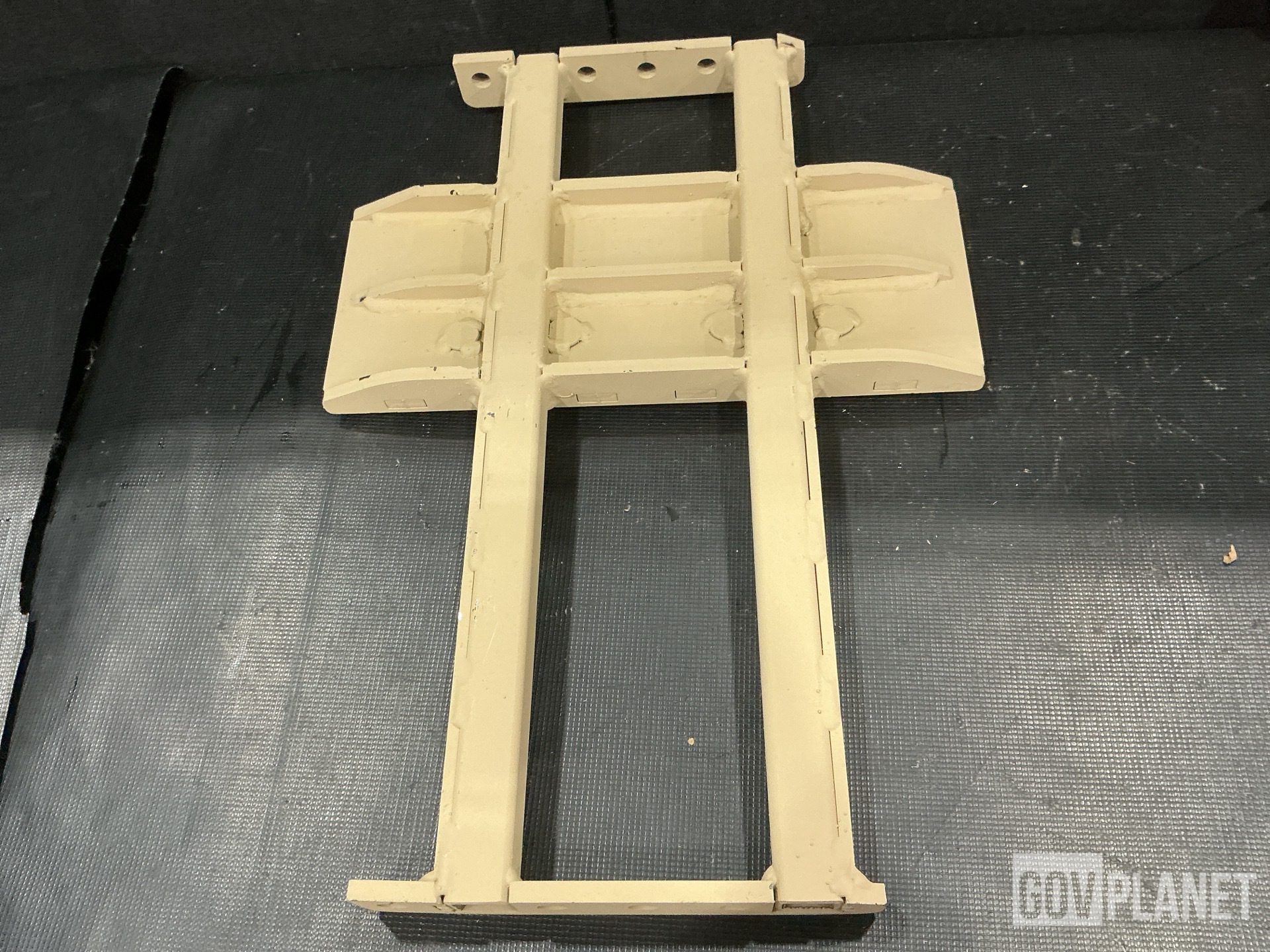 (4) Axle Shafts, (1) Instrument Panel, (2) Brackets & Assorted Items