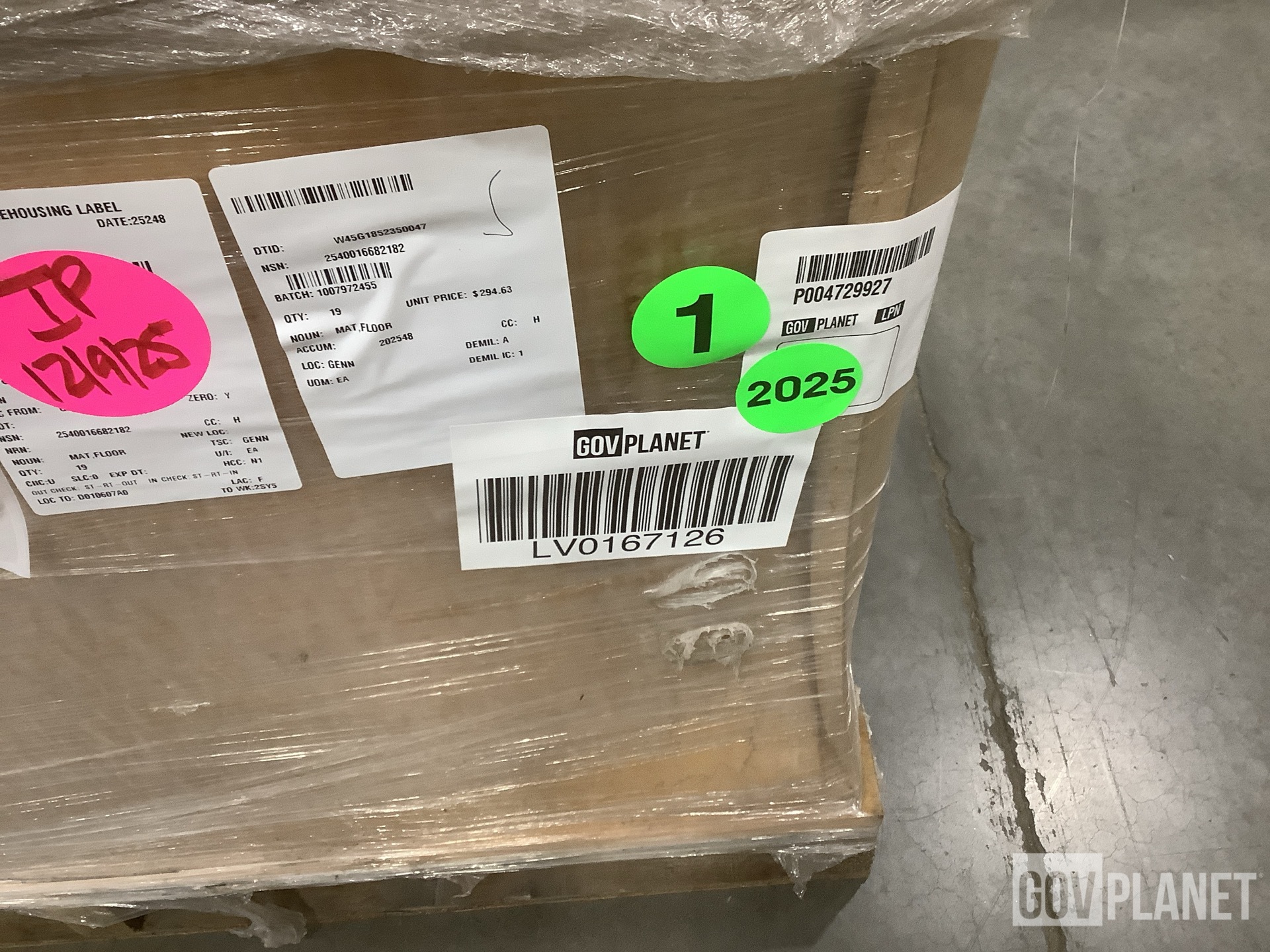 (19) Skydex 3954166 Floor Mats