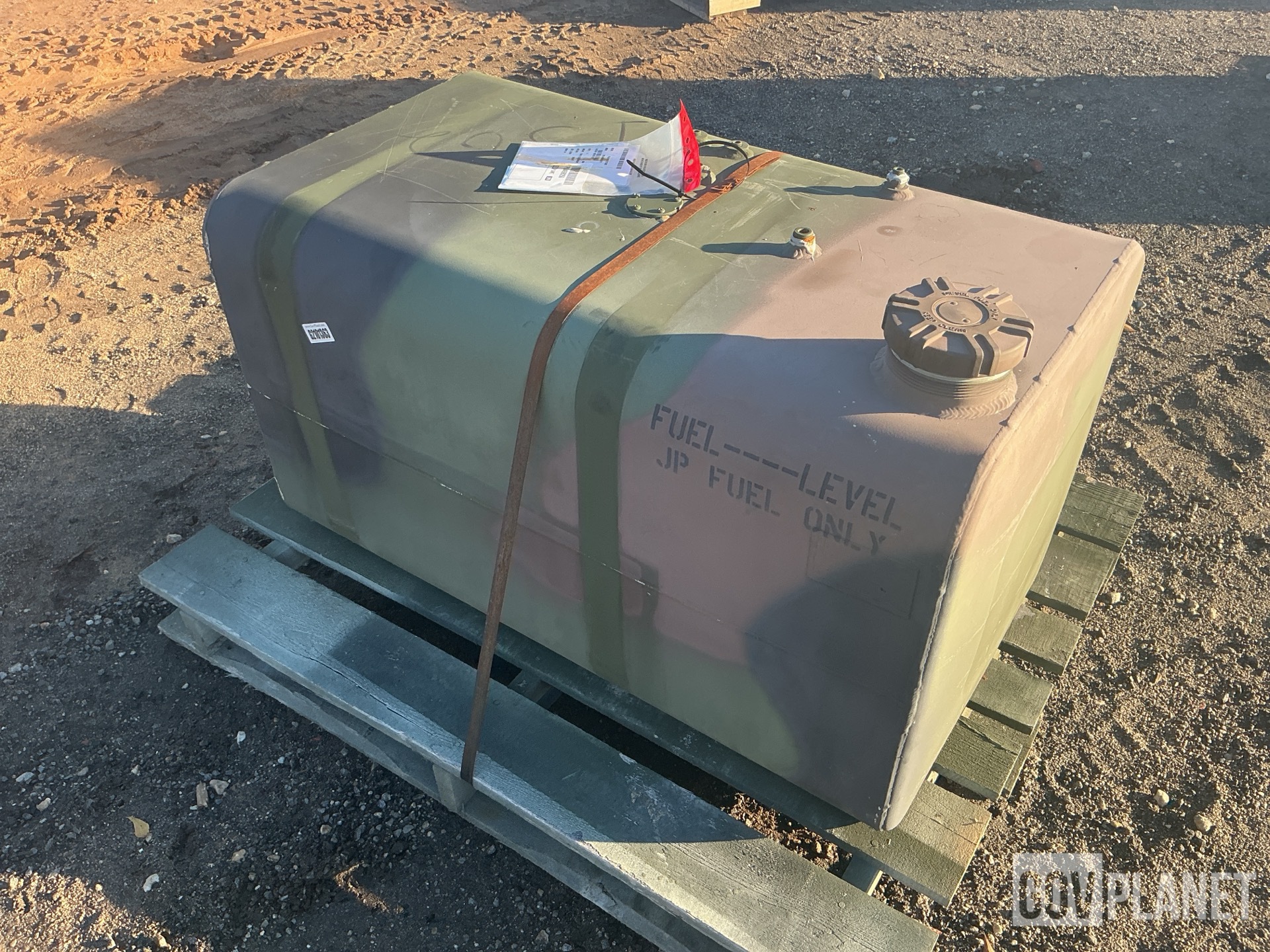 Oshkosh 3199714 Engine Fuel Tank