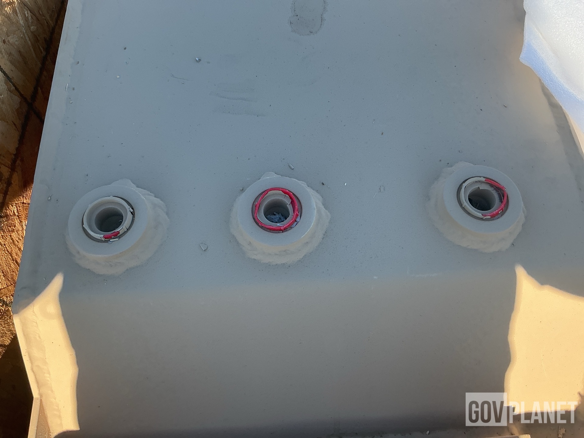 Oshkosh 3560856 Hydraulic Reservoir