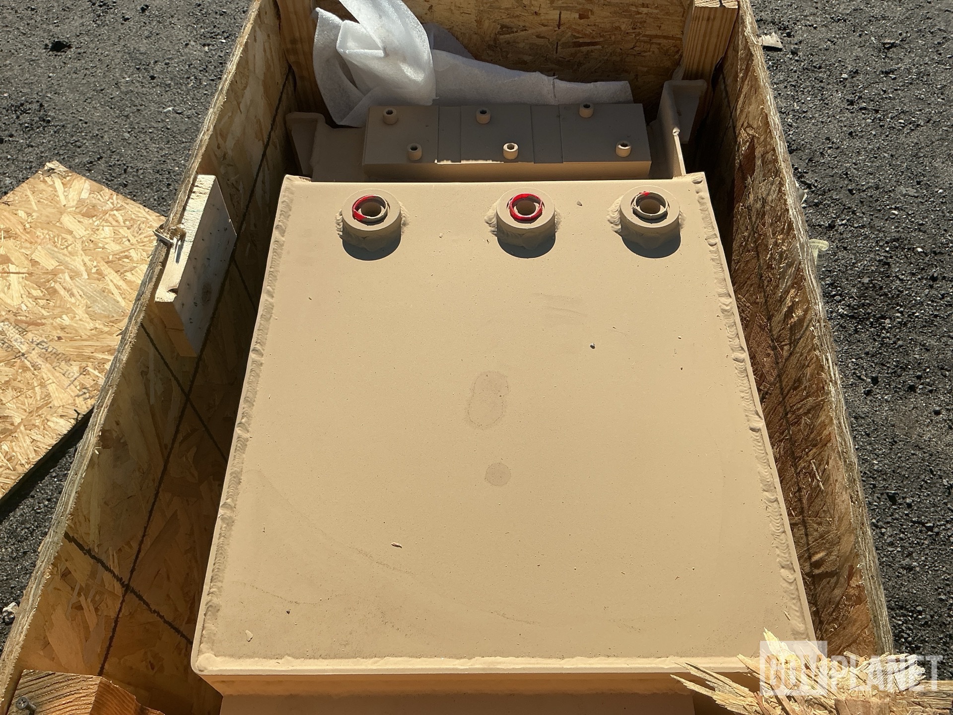Oshkosh 3560856 Hydraulic Reservoir