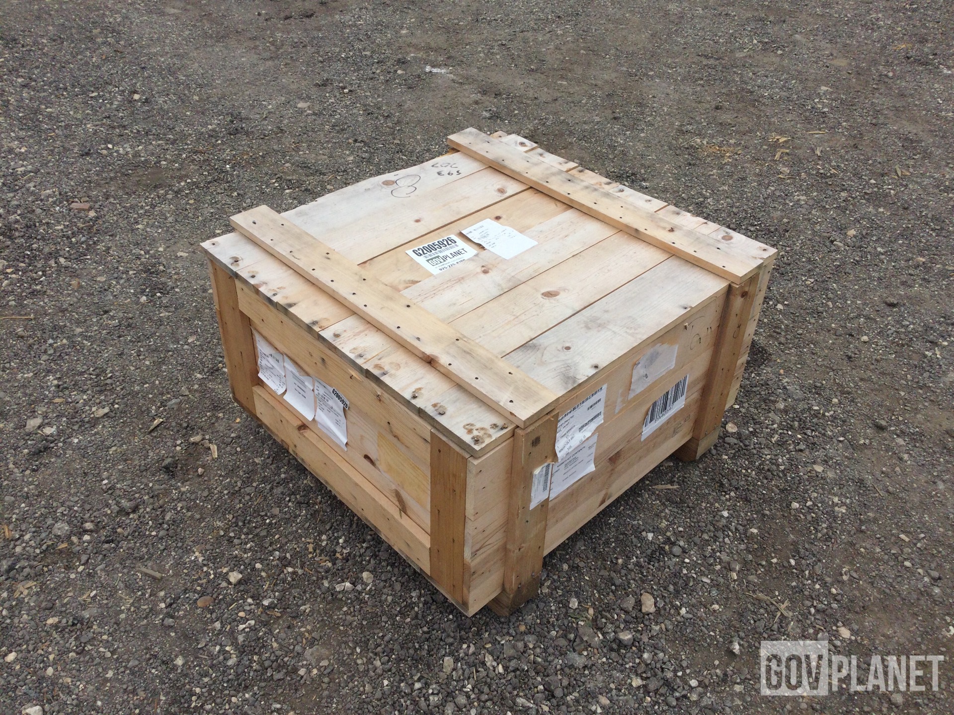 (24) 12590845 Vehicular Components Brackets