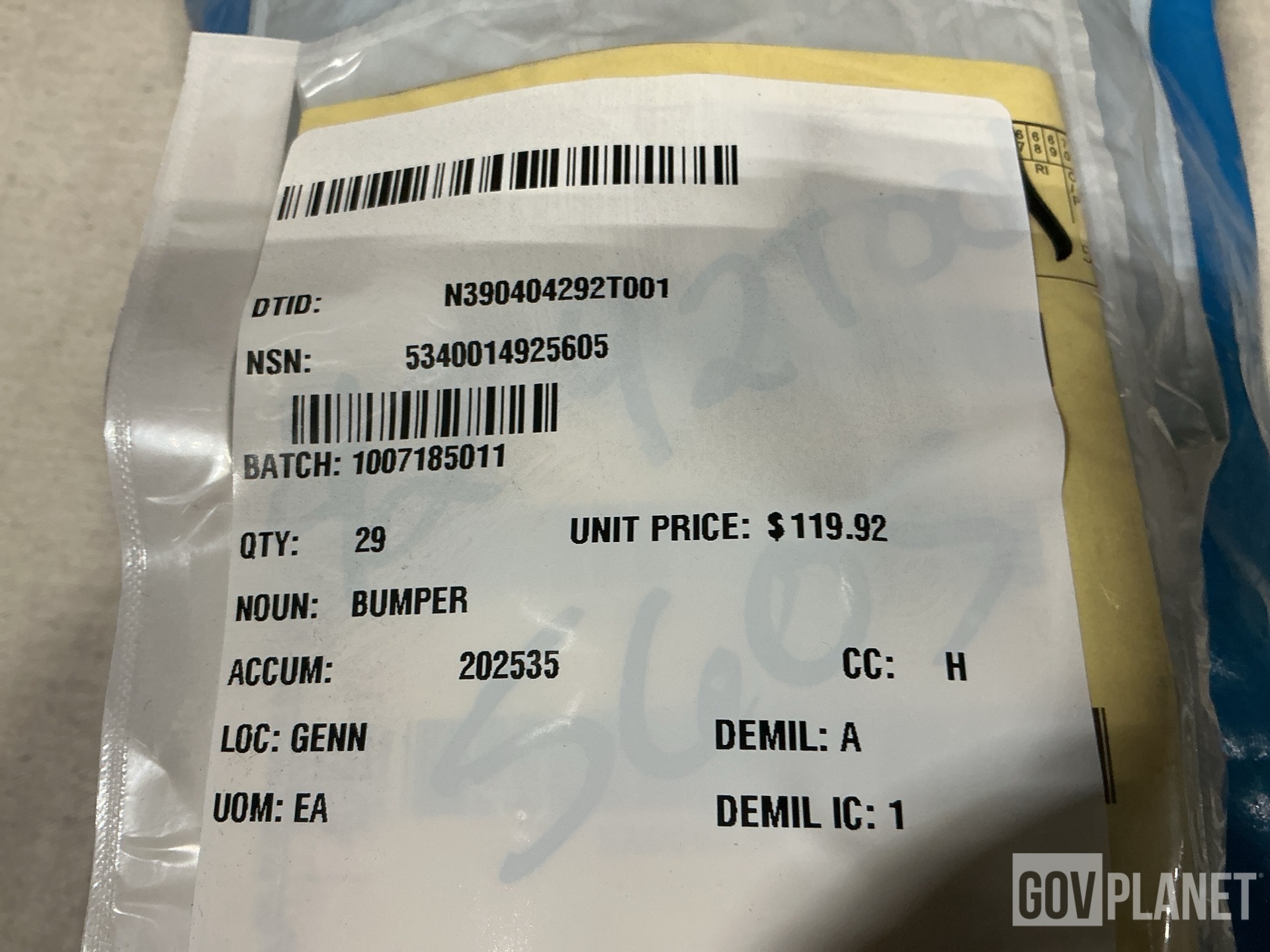 (29) R-Way Gasket & Supply Bumpers
