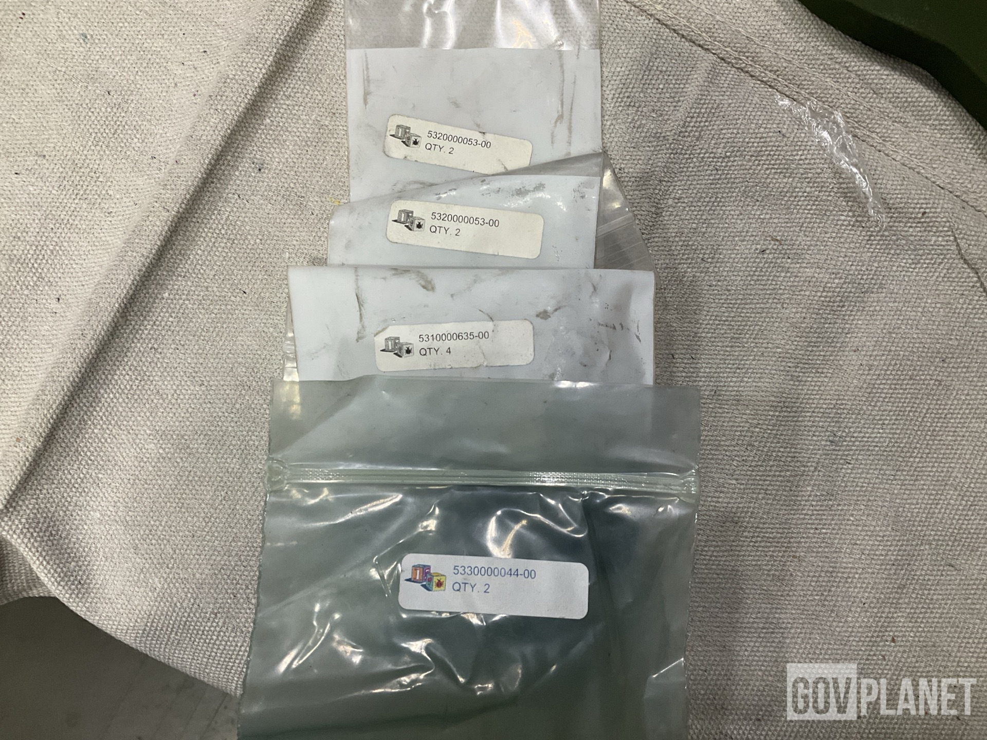 (67) Oshkosh 3904883 Service Door Plug Add-On Gun Port Service Kits