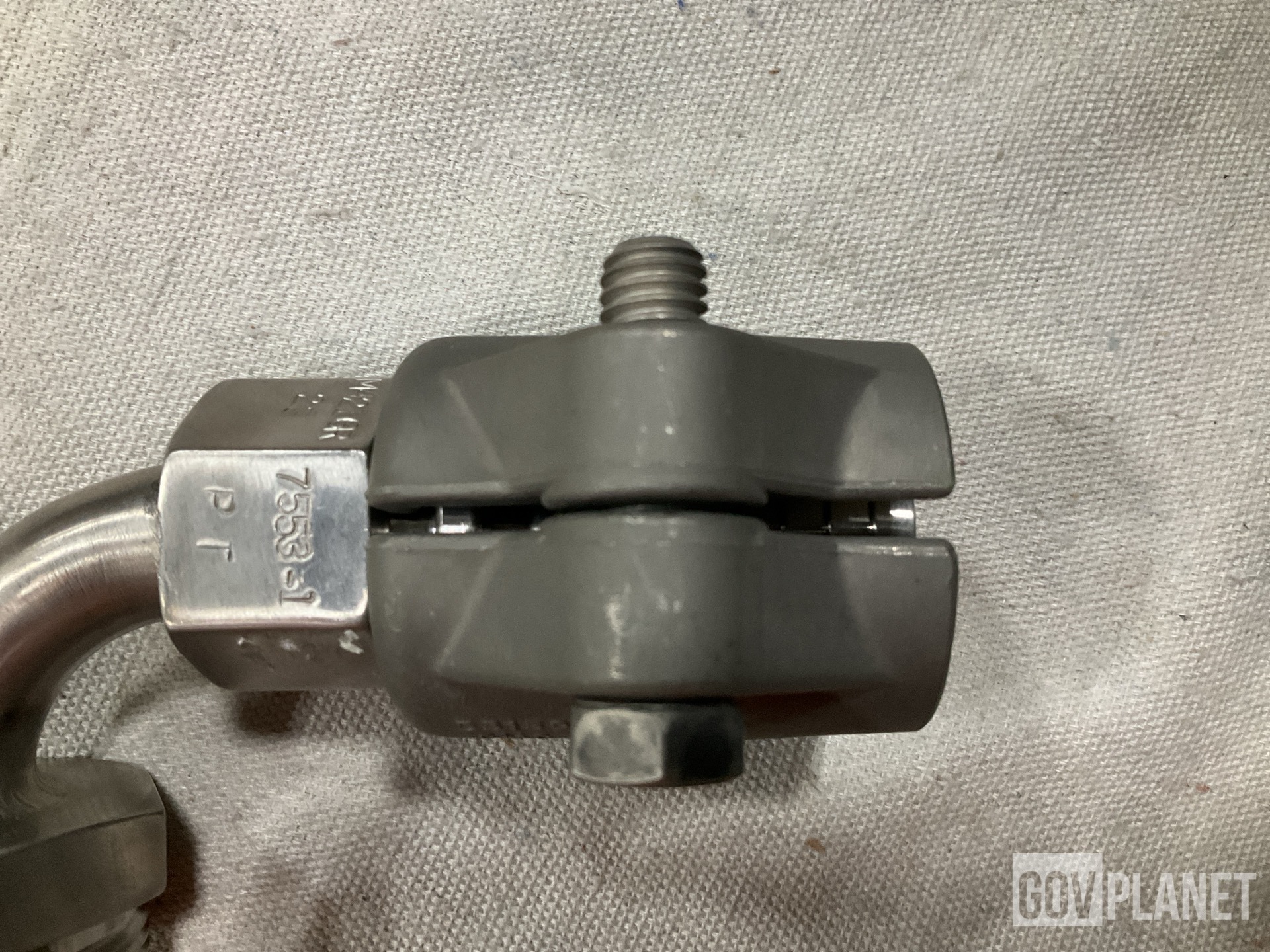 (4) Custom Hydraulic & Machine CMC-4-5903-1/2-12 Hose to Boss Elbows