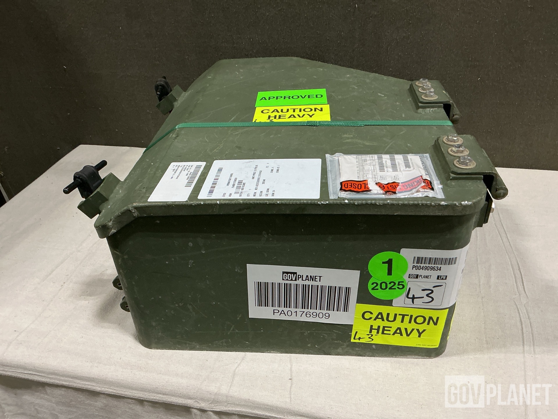 12297567 Accessories Stowage Box