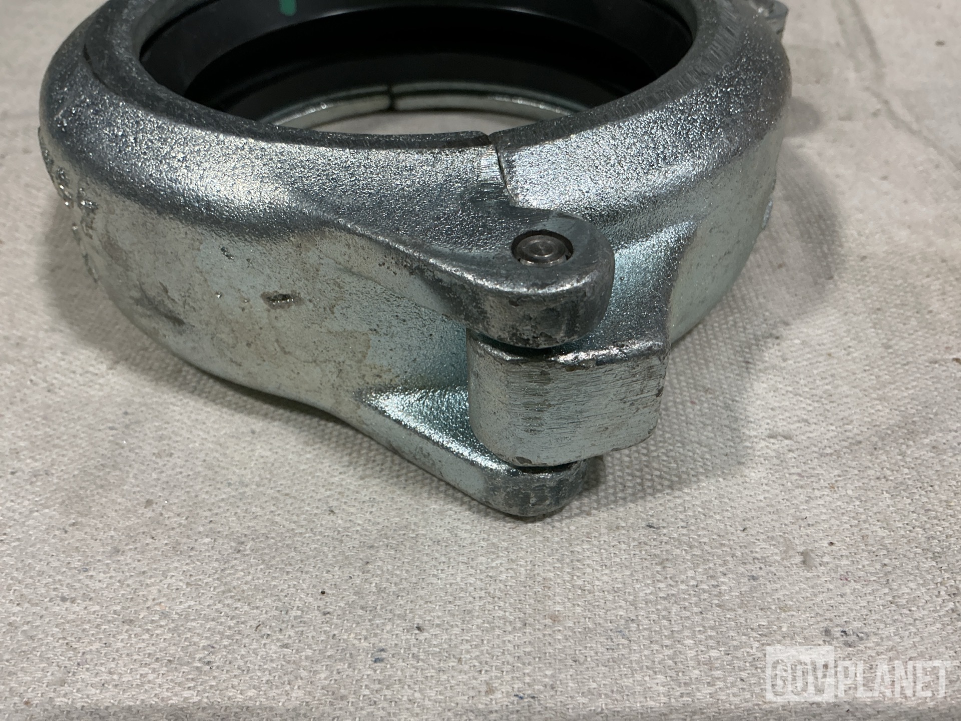 (99) Victaulic STYLE 78 SNAP-JOINT Grooved Clamp Couplings