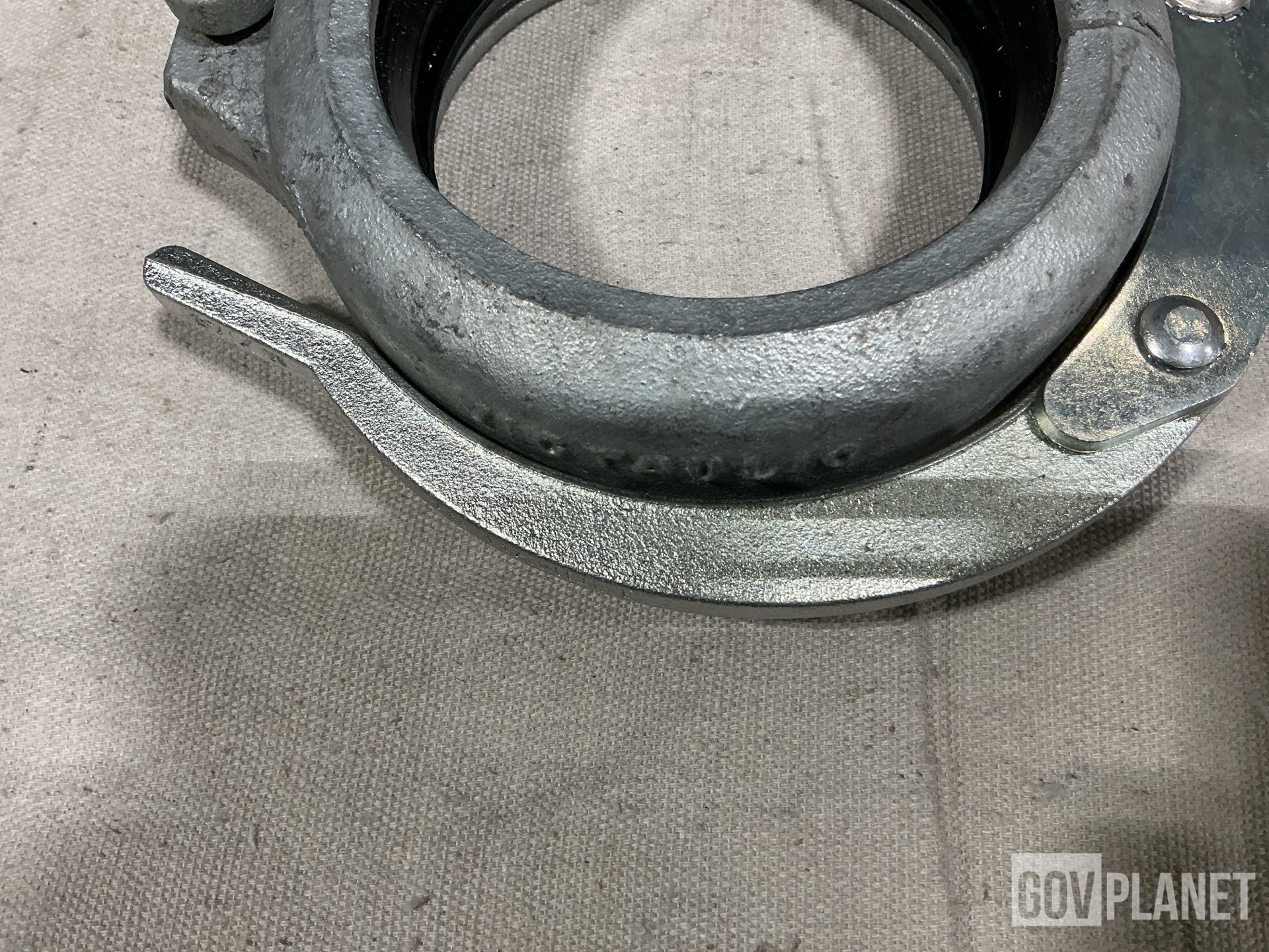 (99) Victaulic STYLE 78 SNAP-JOINT Grooved Clamp Couplings