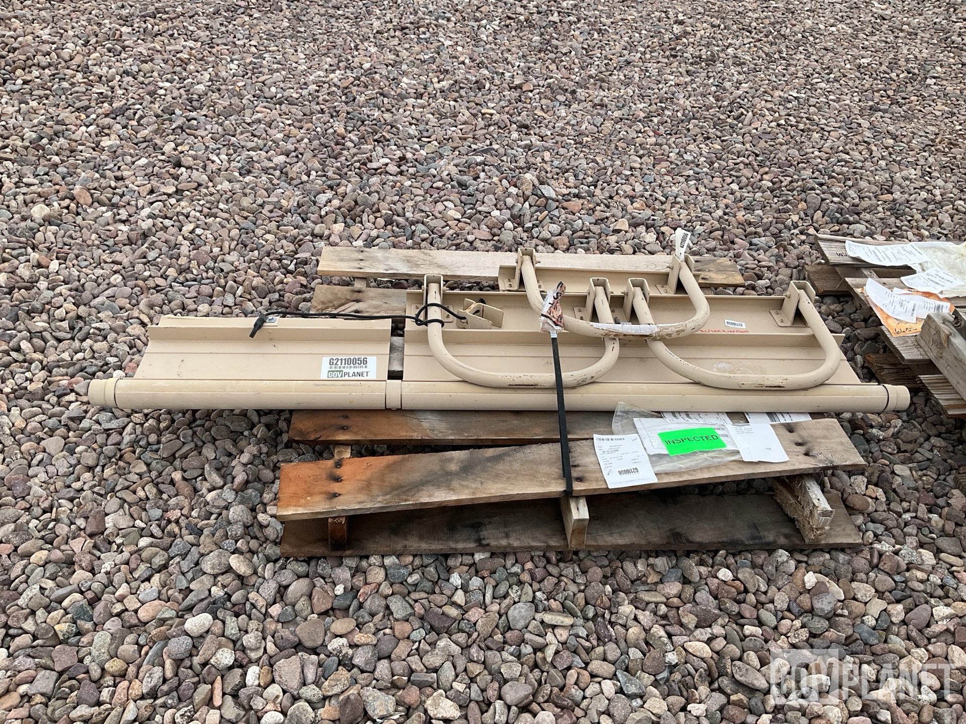 12422464 Vehicular Seat