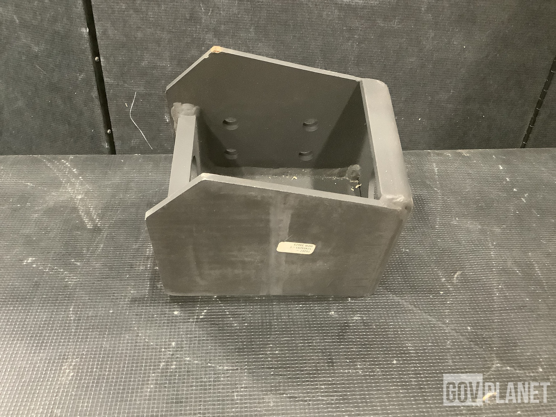 (8) AM General 12469291-1 Mounting Brackets