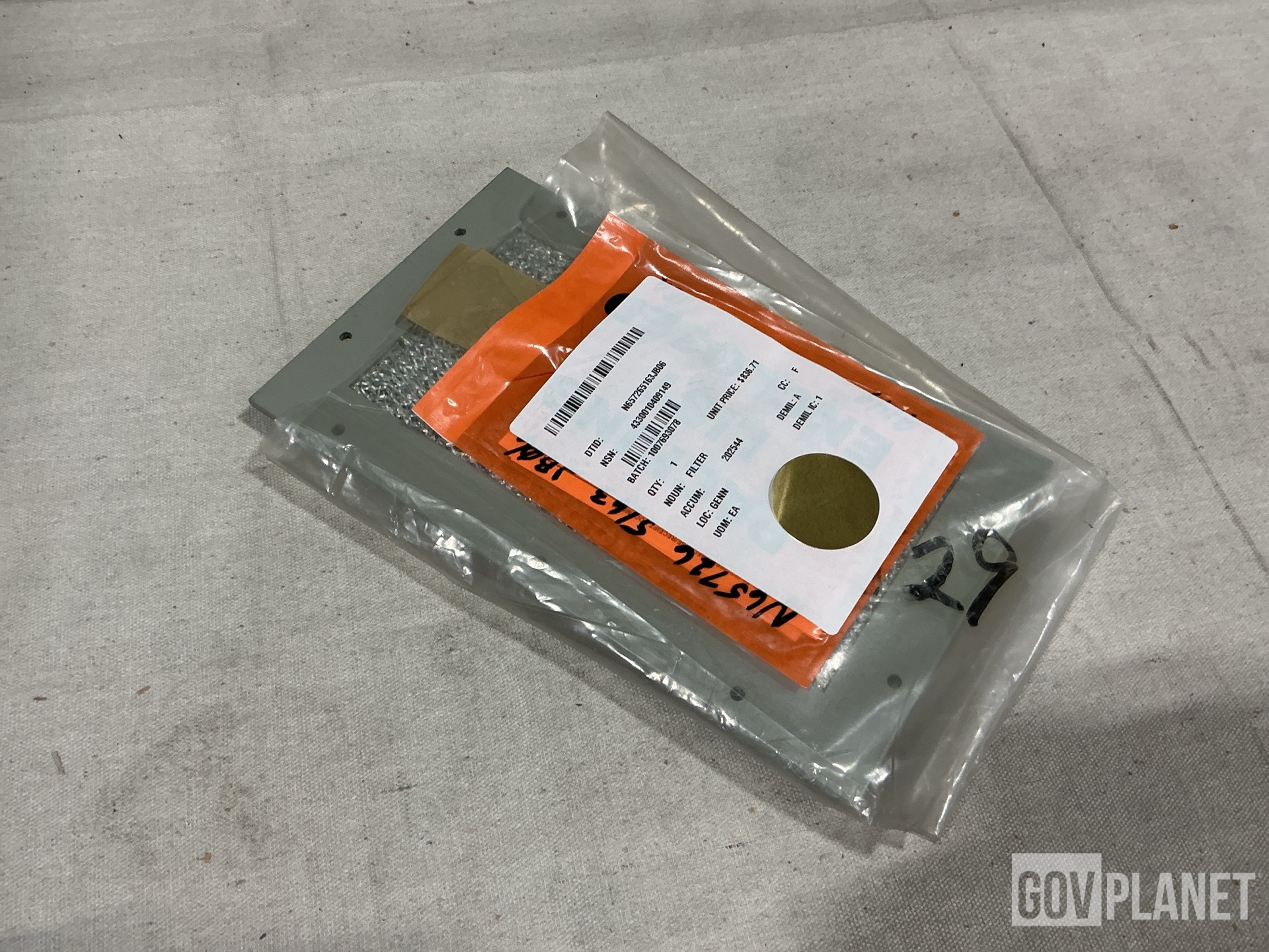 (1) Rotary Actuator Housing, (1) Filter, (165) Screws & Assorted Items