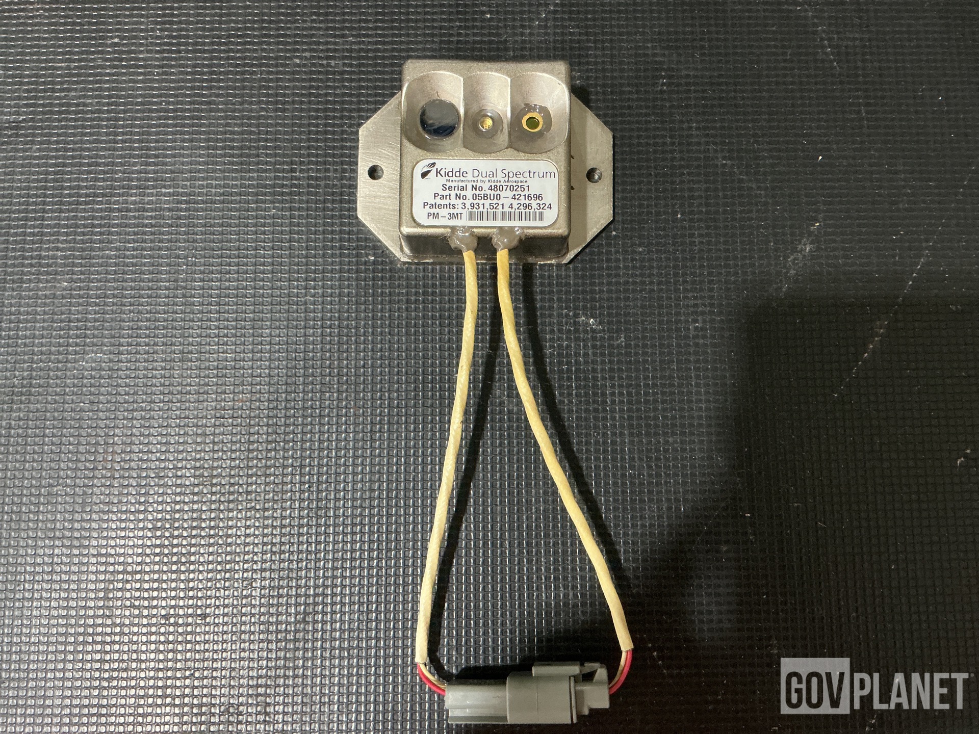 (9) Kidde Dual Spectrum 421696 Alarm Controls
