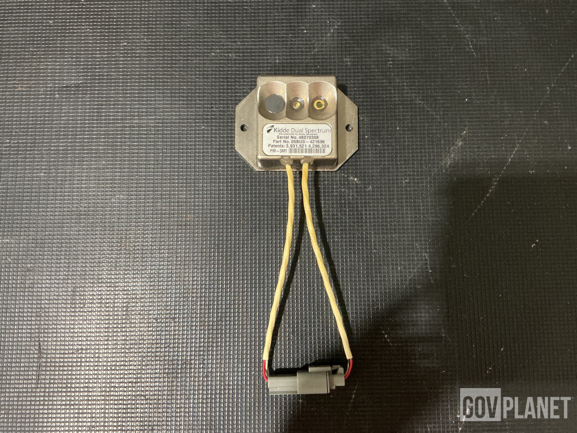 (9) Kidde Dual Spectrum 421696 Alarm Controls